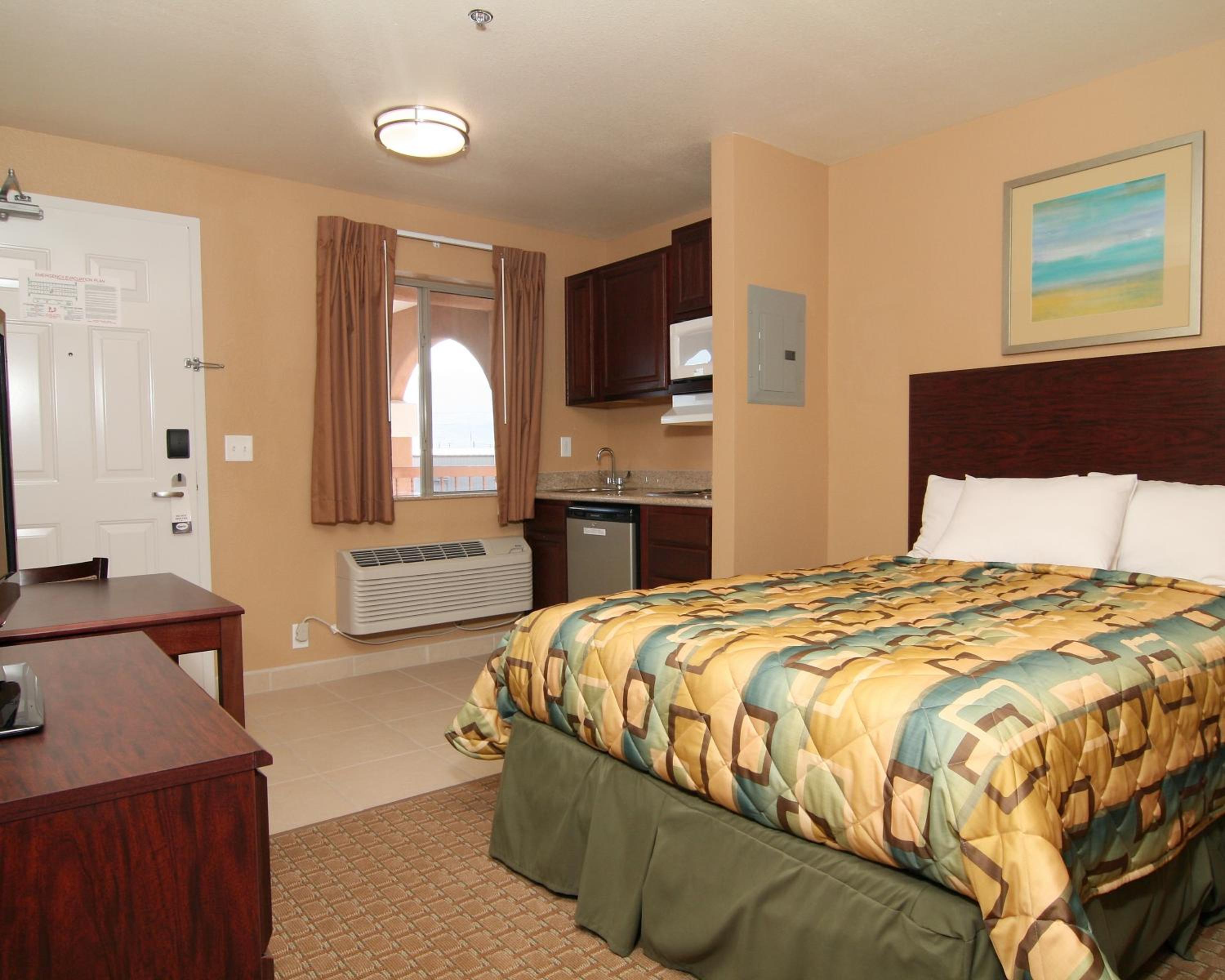 Double Room - Non-Smoking 