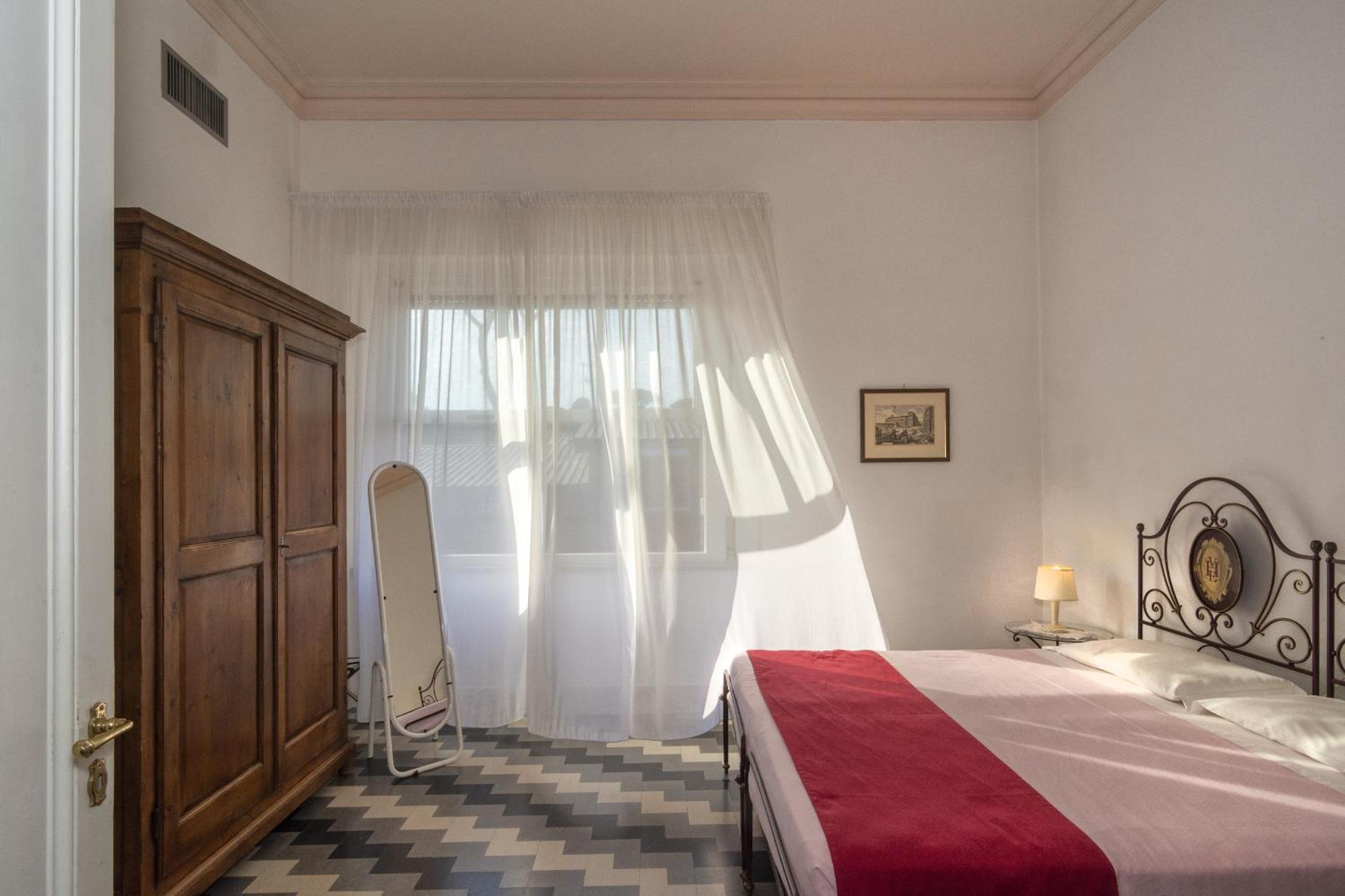 Double Room - Photo 1