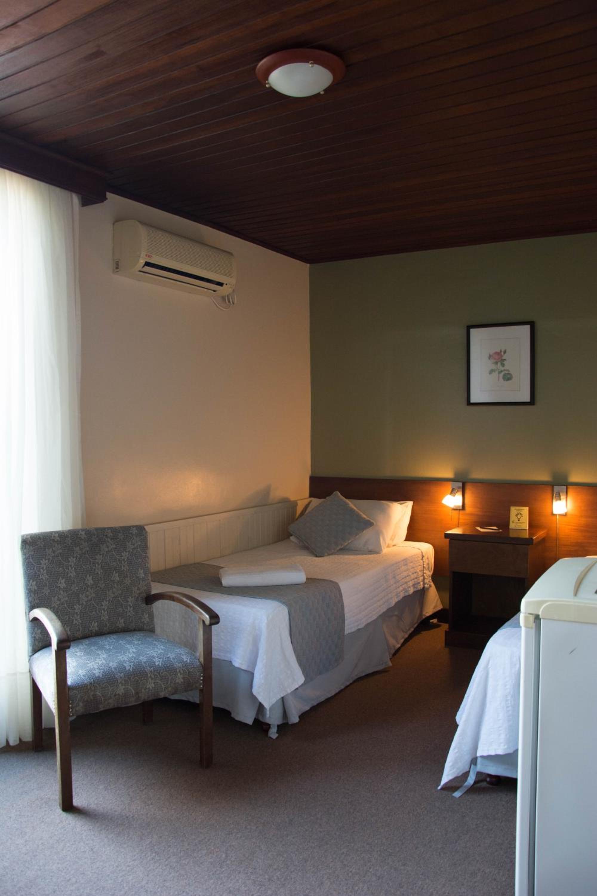 Superior Triple Room with Sea View photo 3