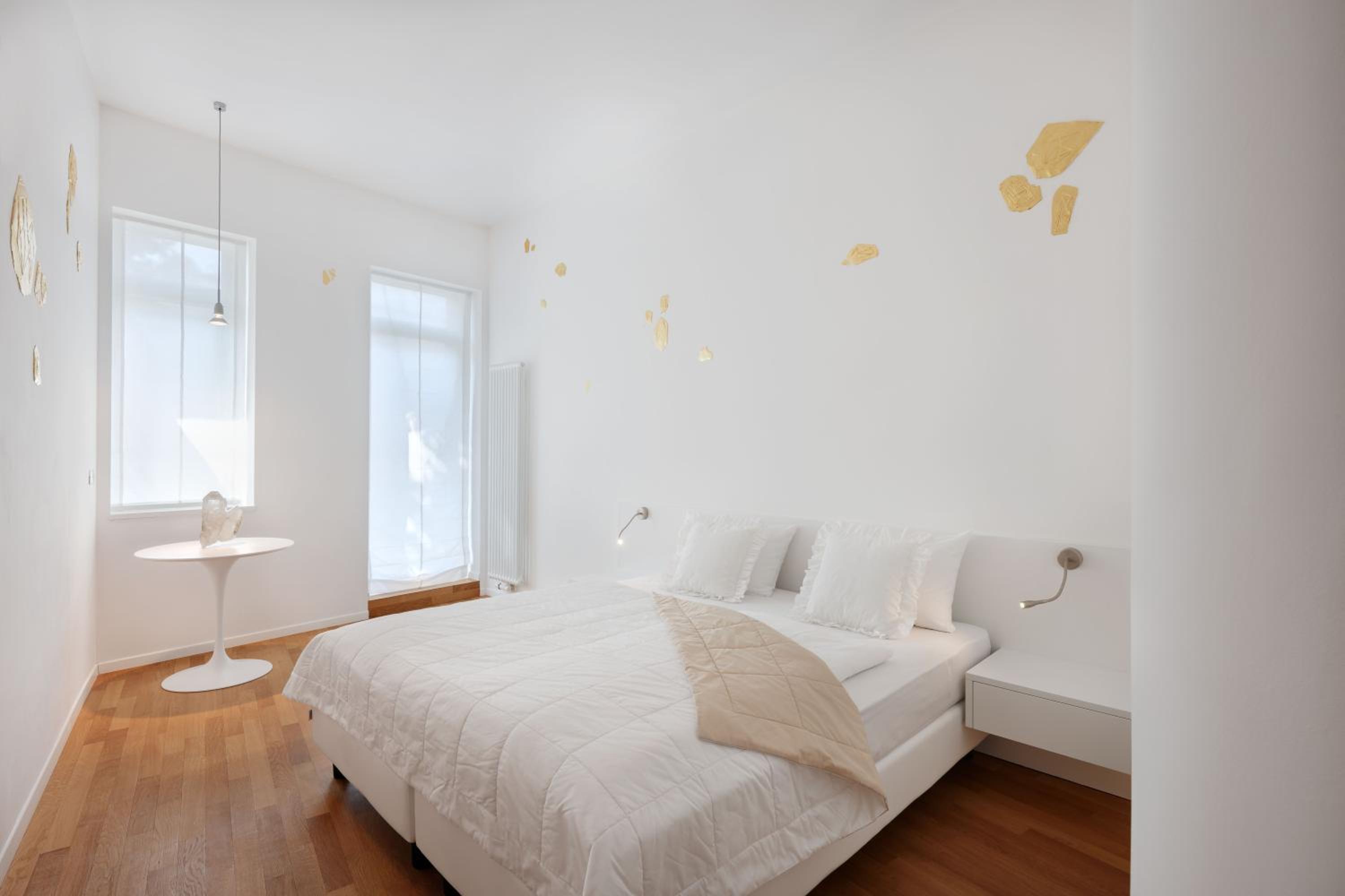 Elegance Double Room - Photo 3