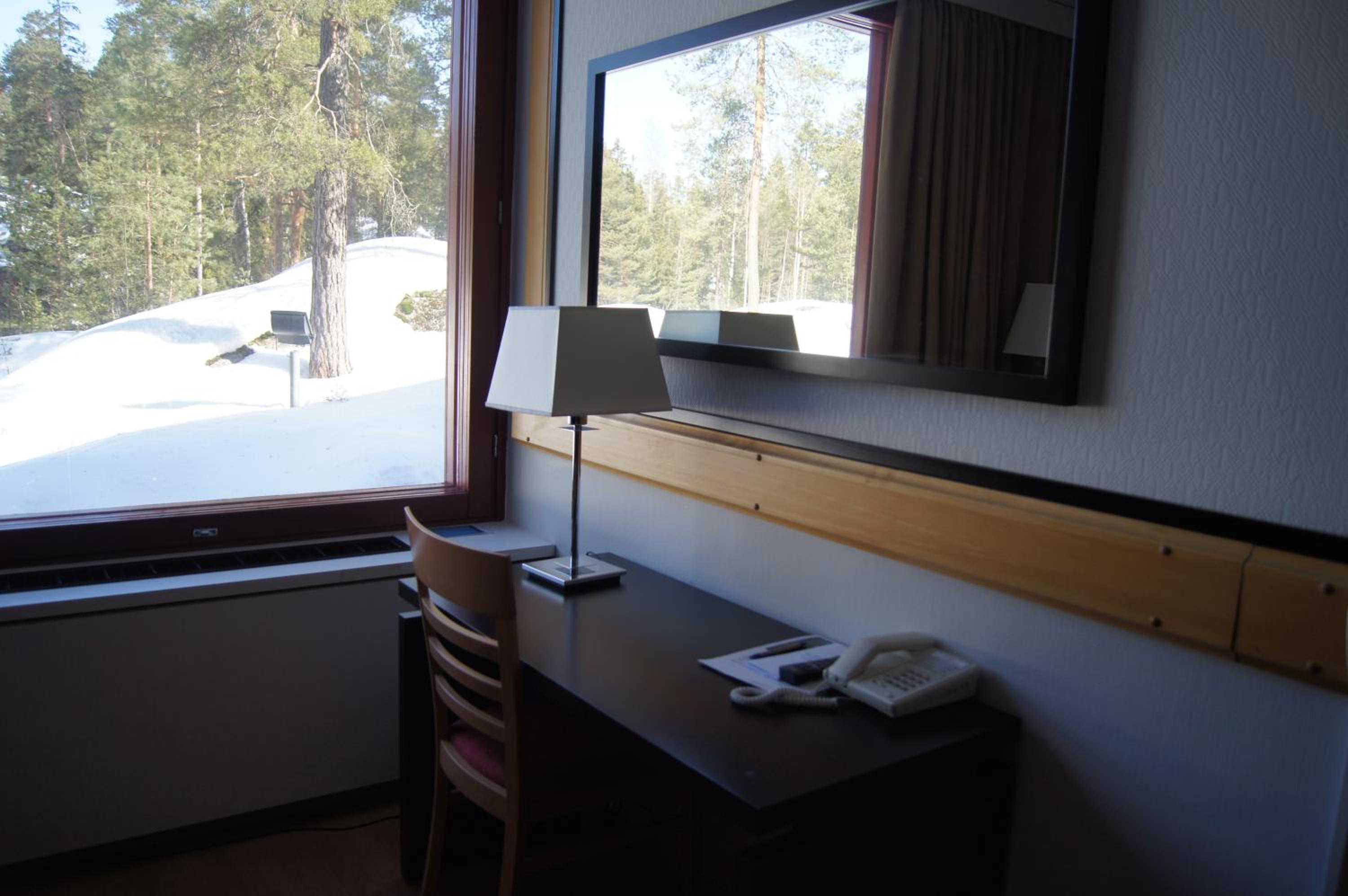Lake - Photo 5