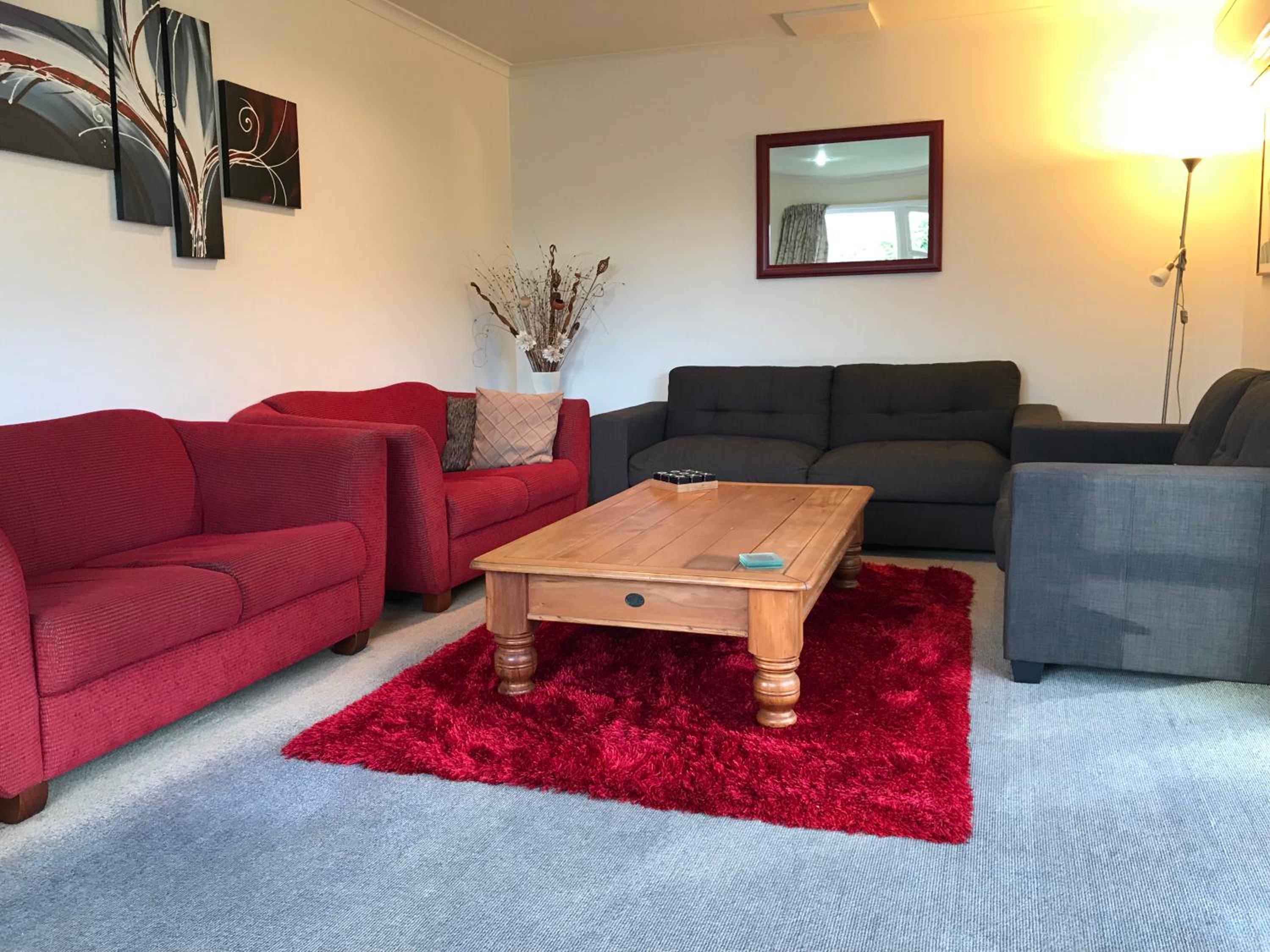 Three-Bedroom House - Photo 9