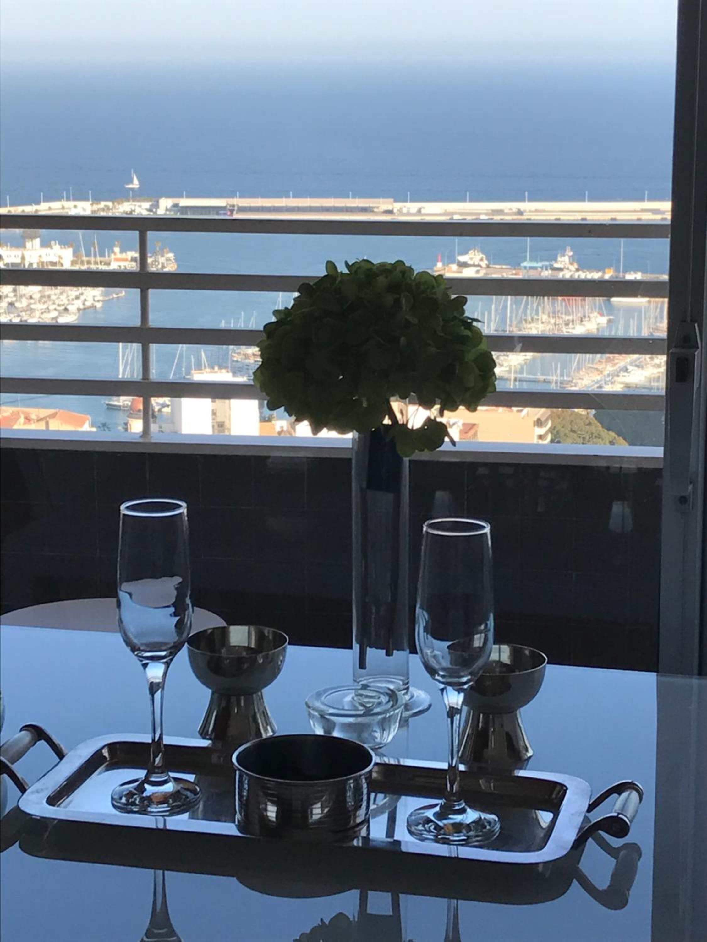 Suite with Balcony - Photo 36