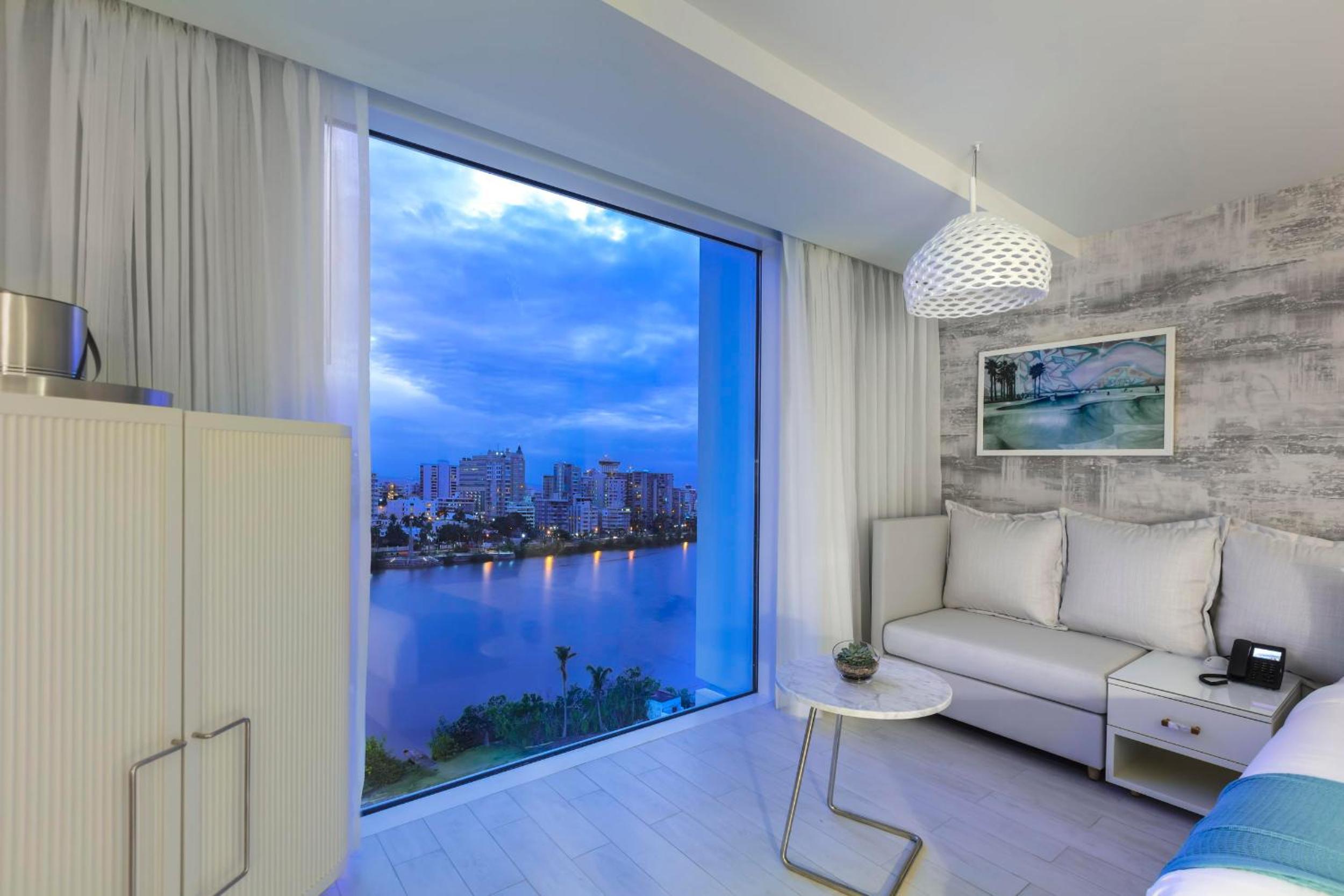 海 lagoon 观景大床房