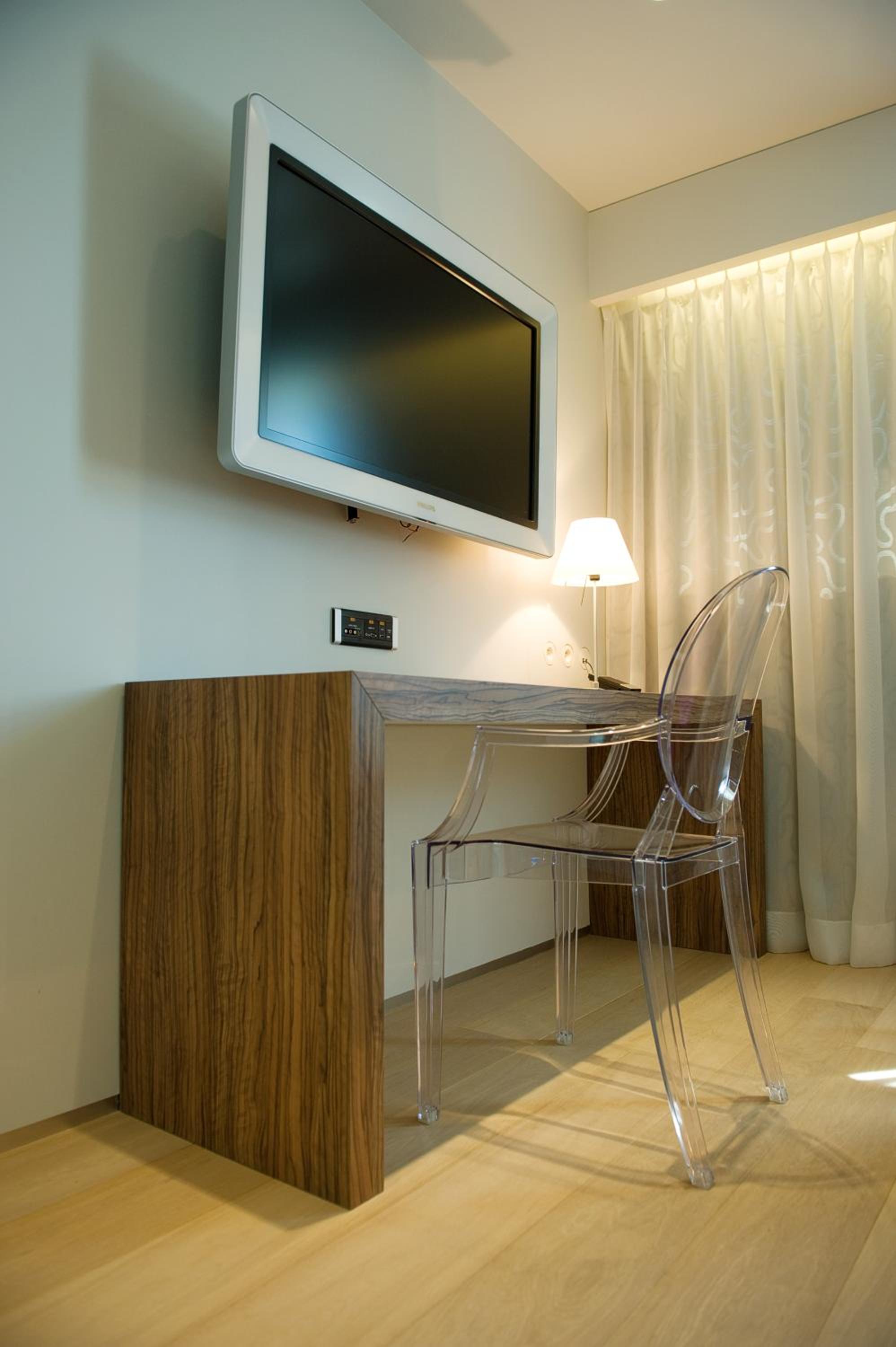 Deluxe Queen Room photo 2