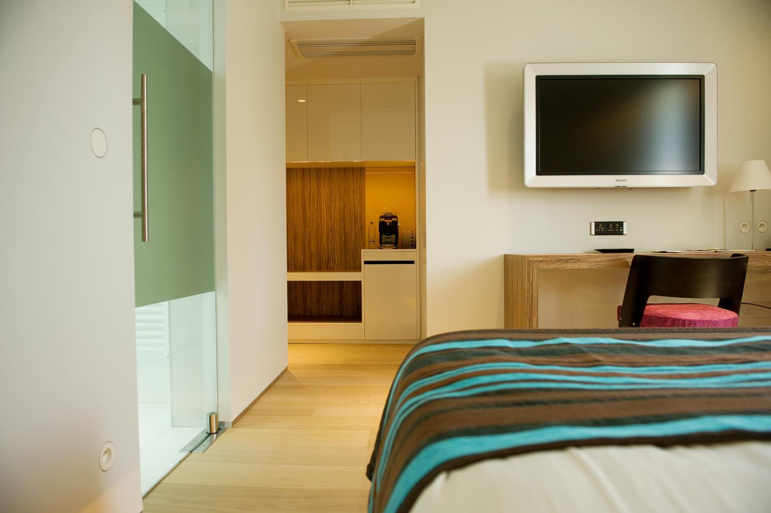 Deluxe Queen Room photo 3