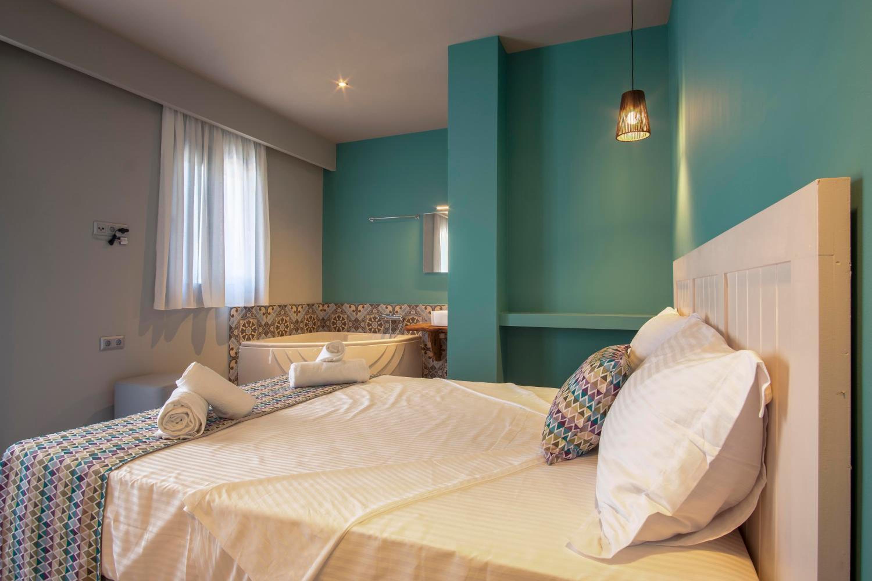 Deluxe Suite (Main building) photo 3