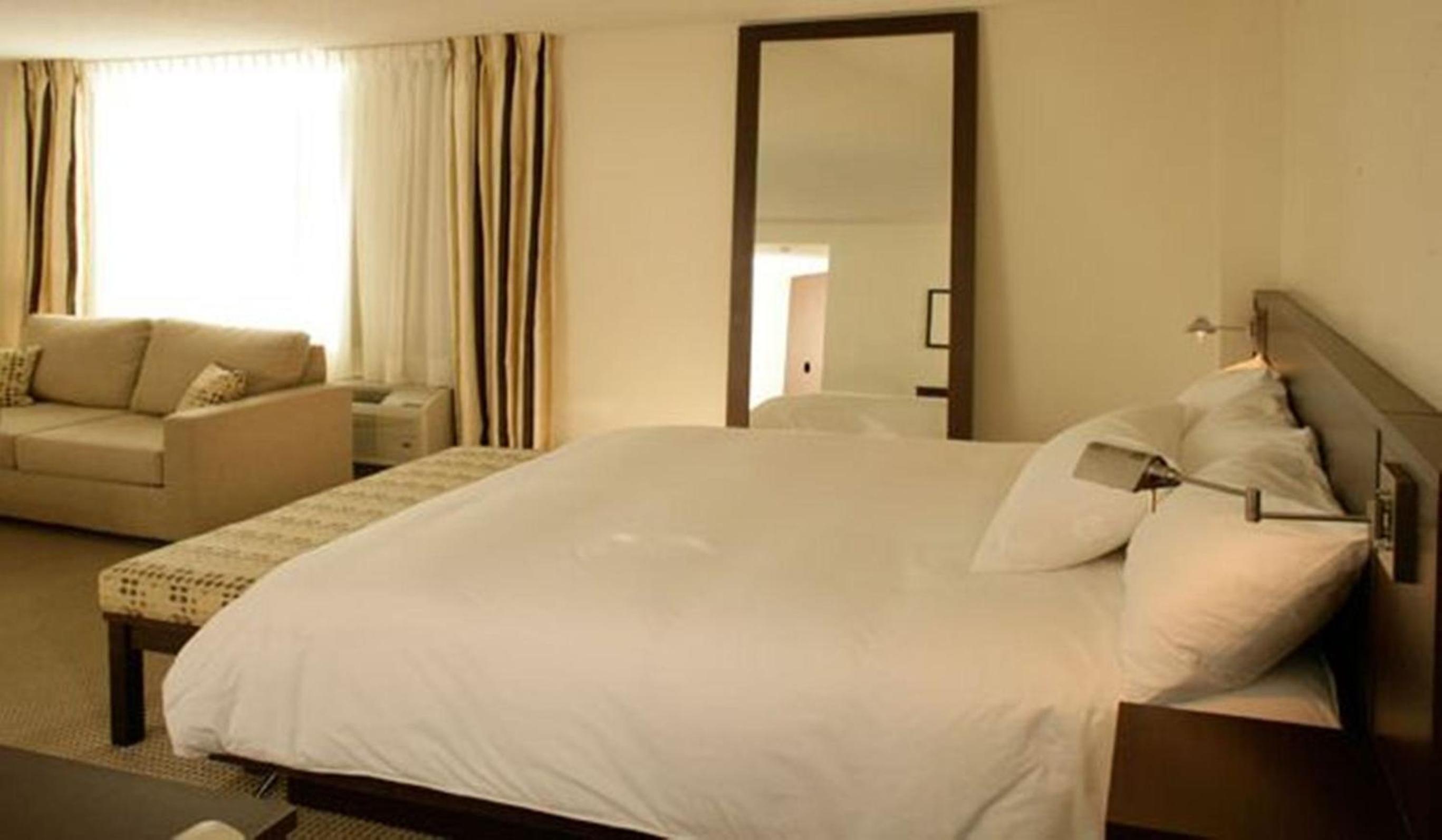 Executive Suite photo 1