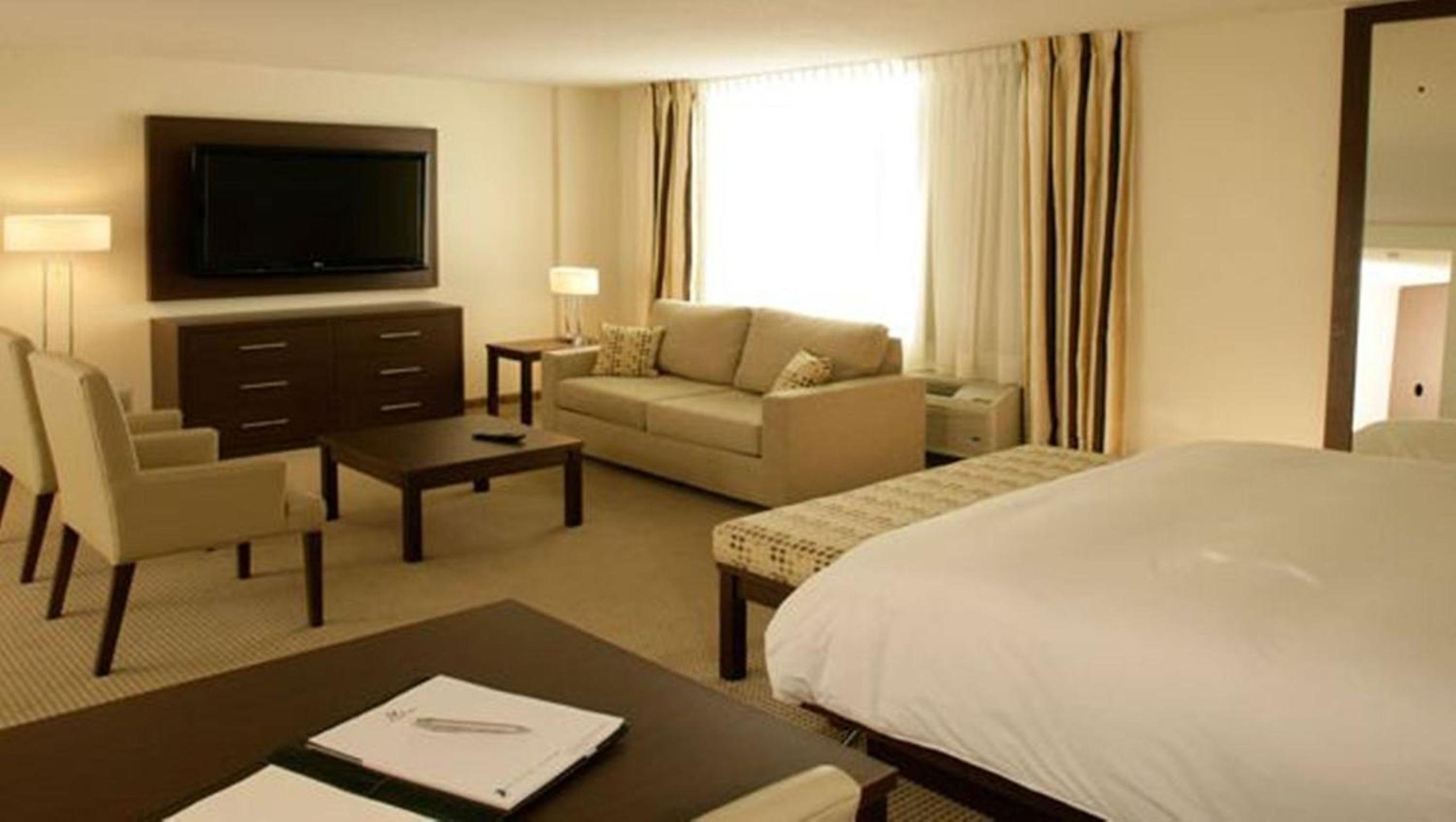 Executive Suite photo 2