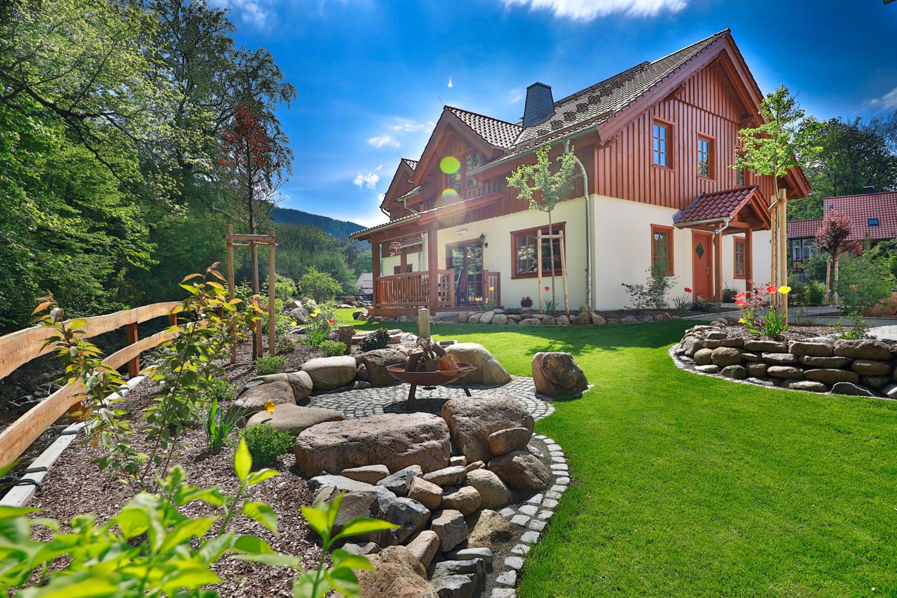 Two-Bedroom Chalet with Sleeping Loft, Terrace and River View photo 2