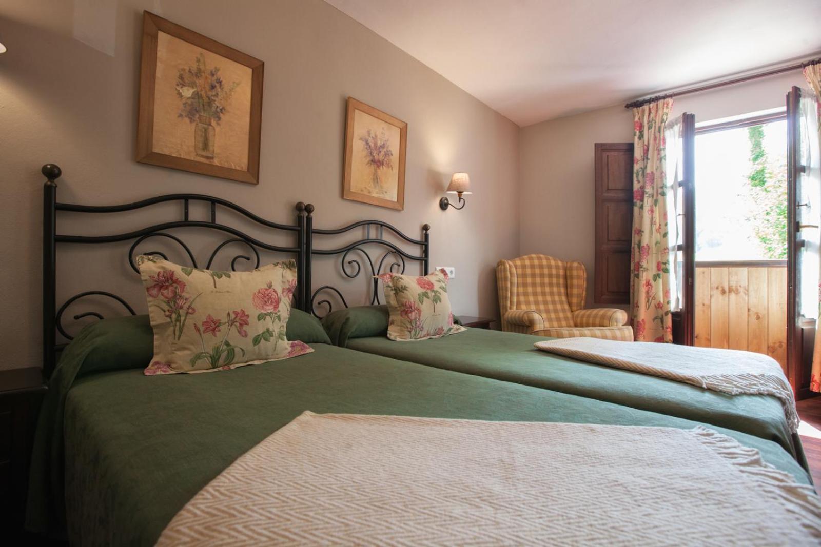 Triple Room with Mountain View - Photo 1