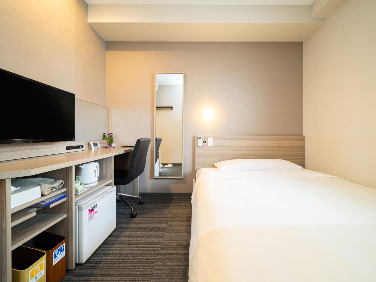 Double Room - Non-Smoking  - Photo 3