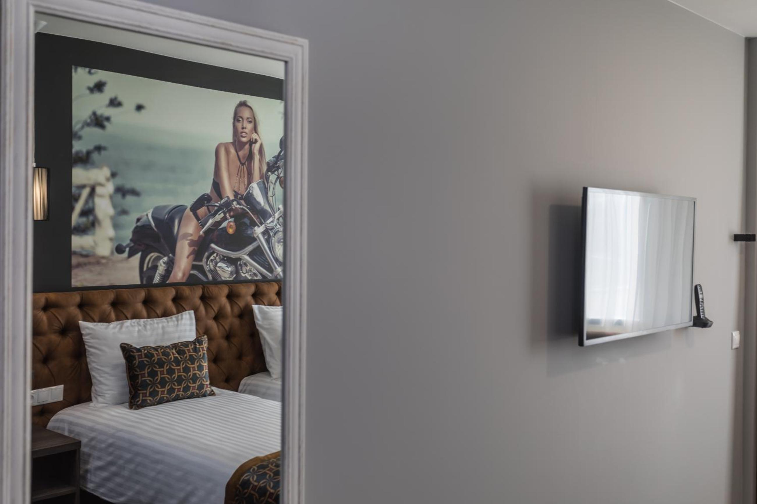 Deluxe Twin Room - Photo 3