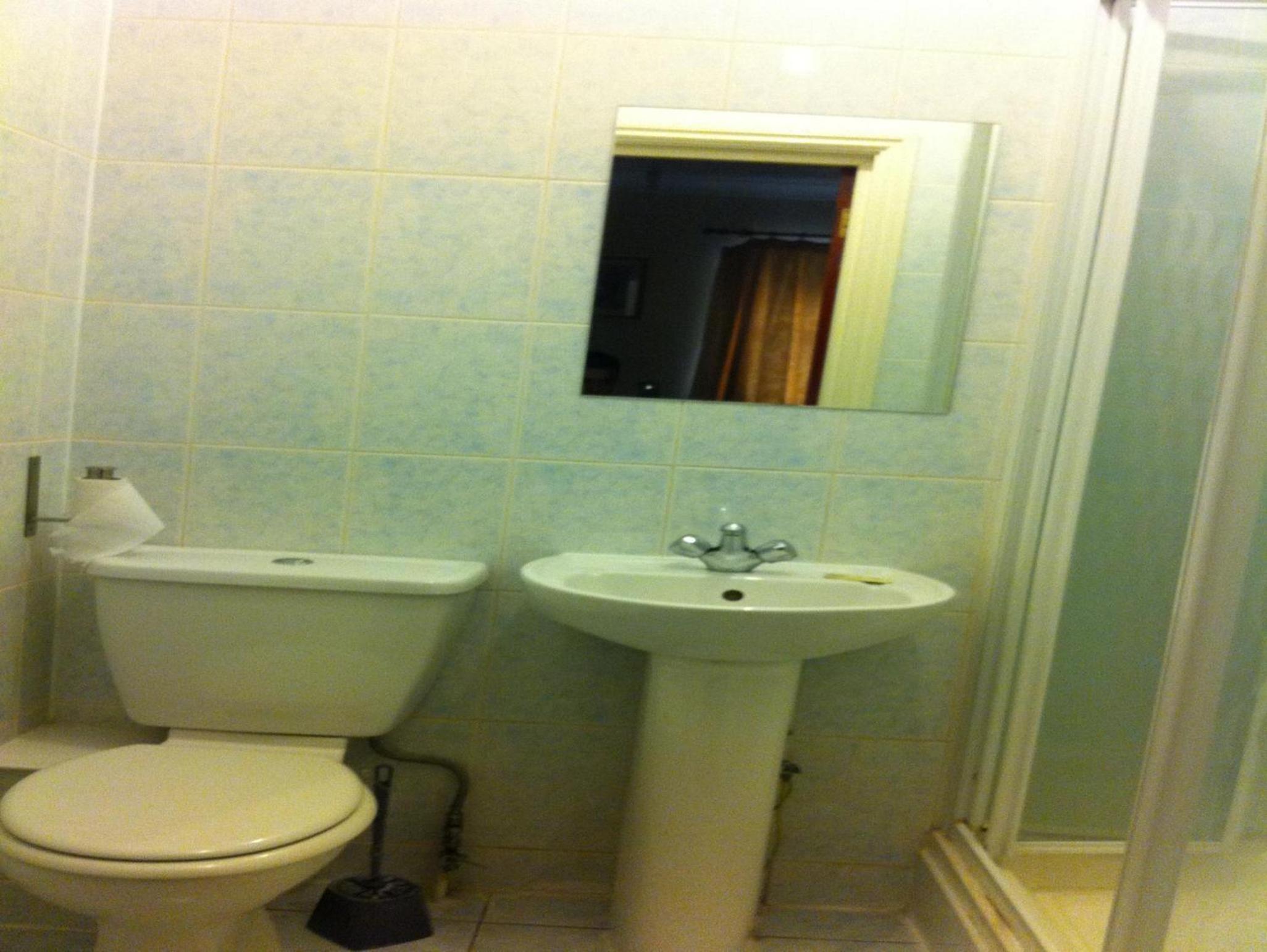 Single Room photo 3