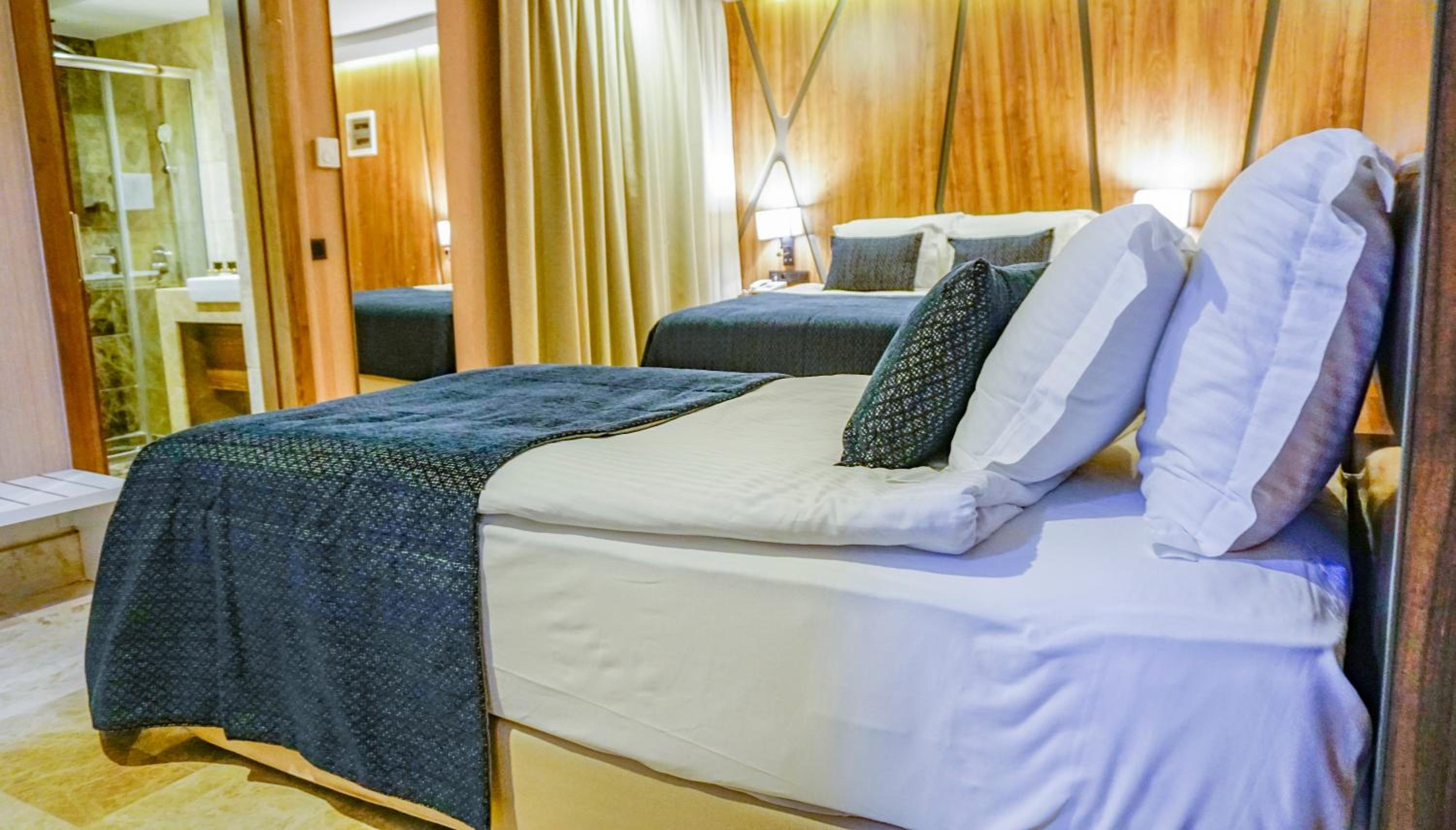 Large Double Room