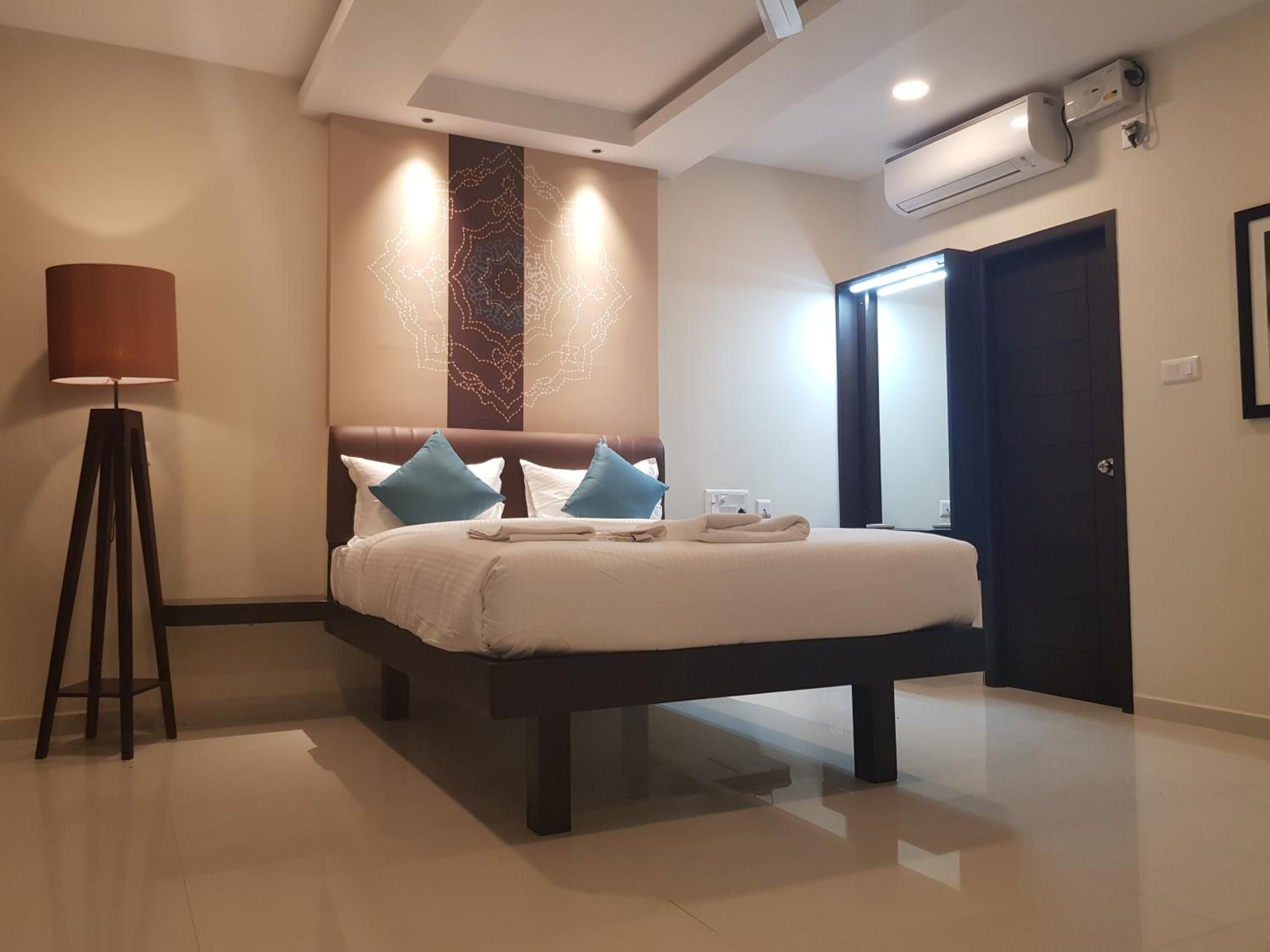 Superior Double Room - Photo 3