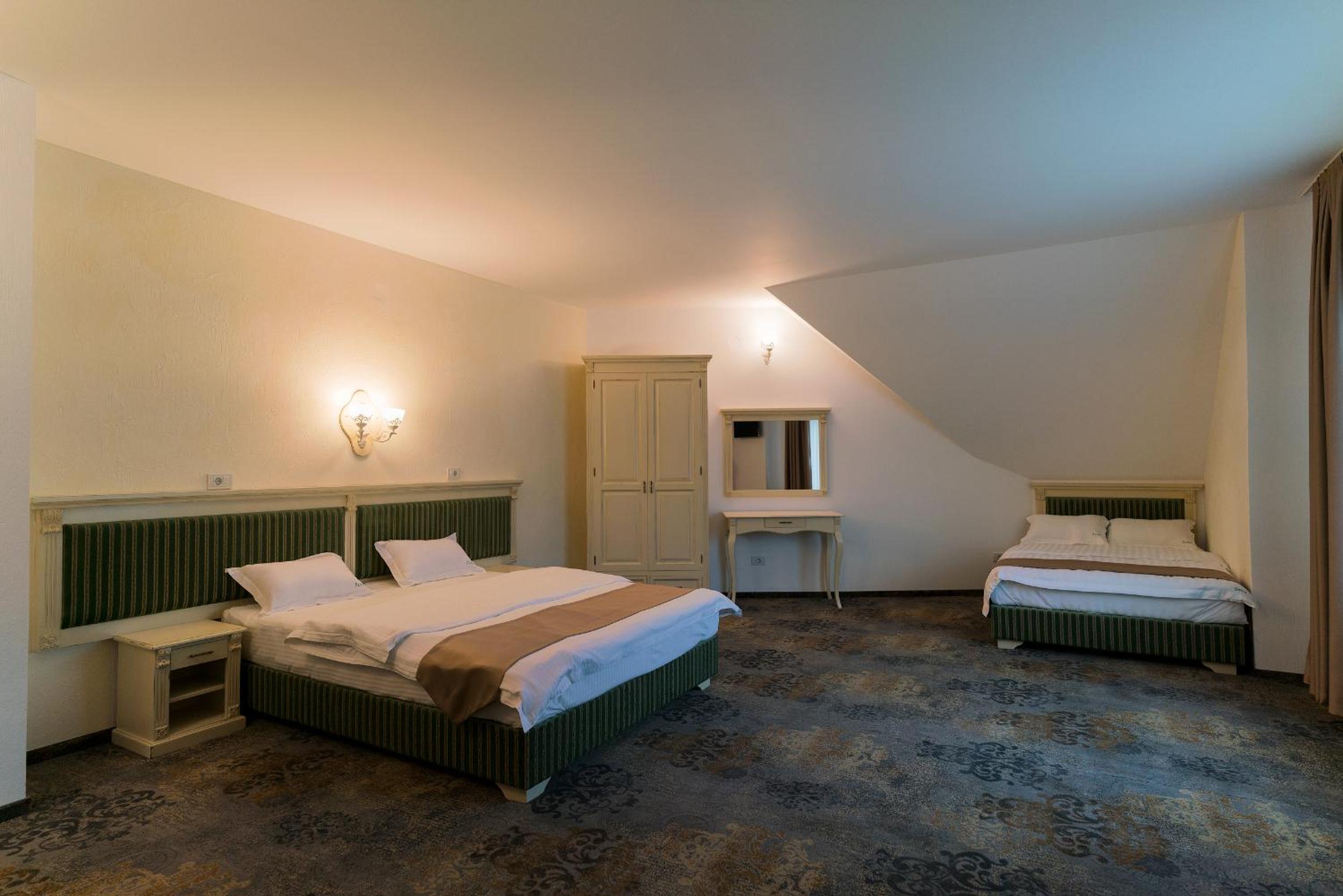 Junior Suite - Photo 13