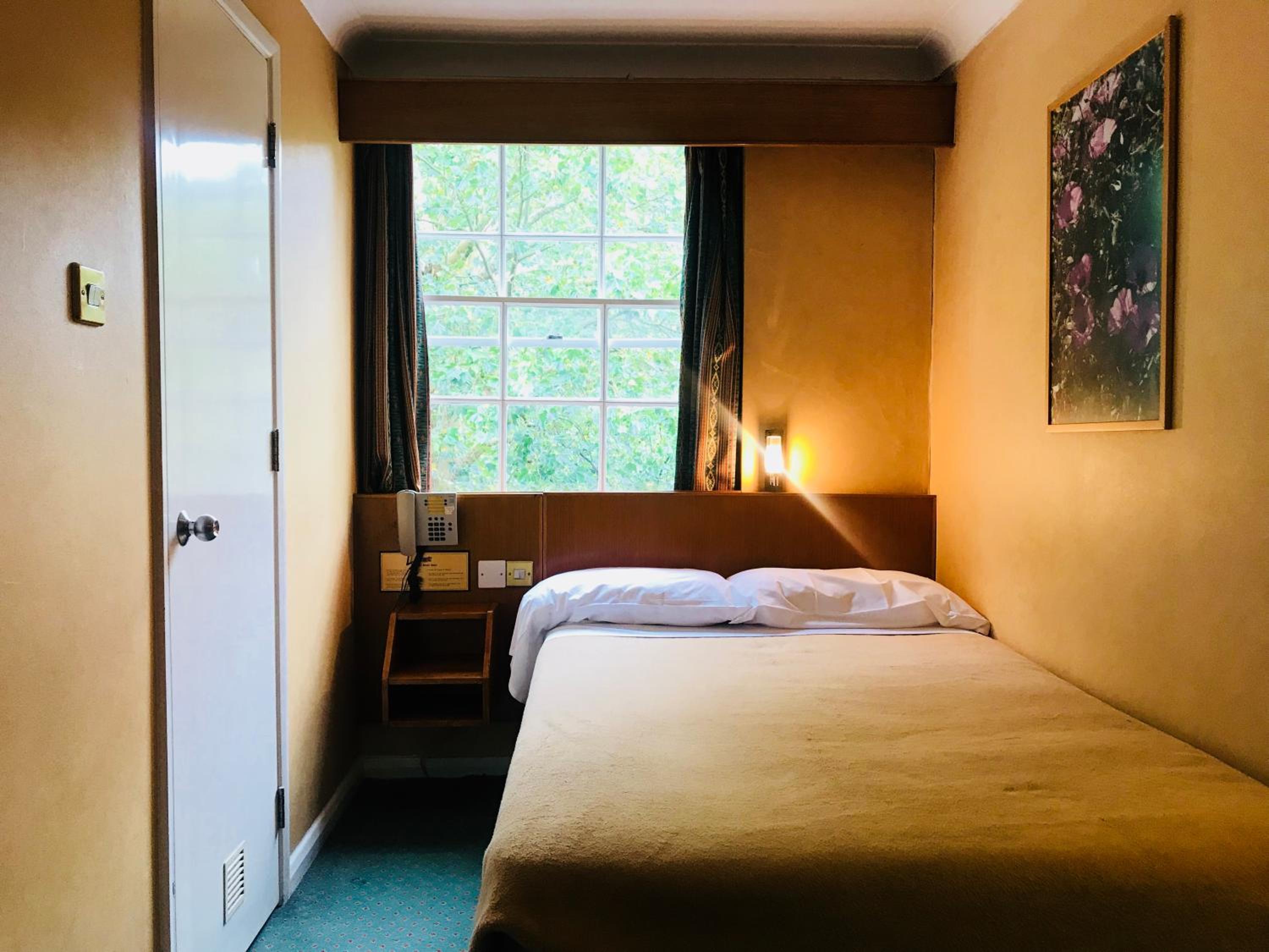 Small Double Room photo 1