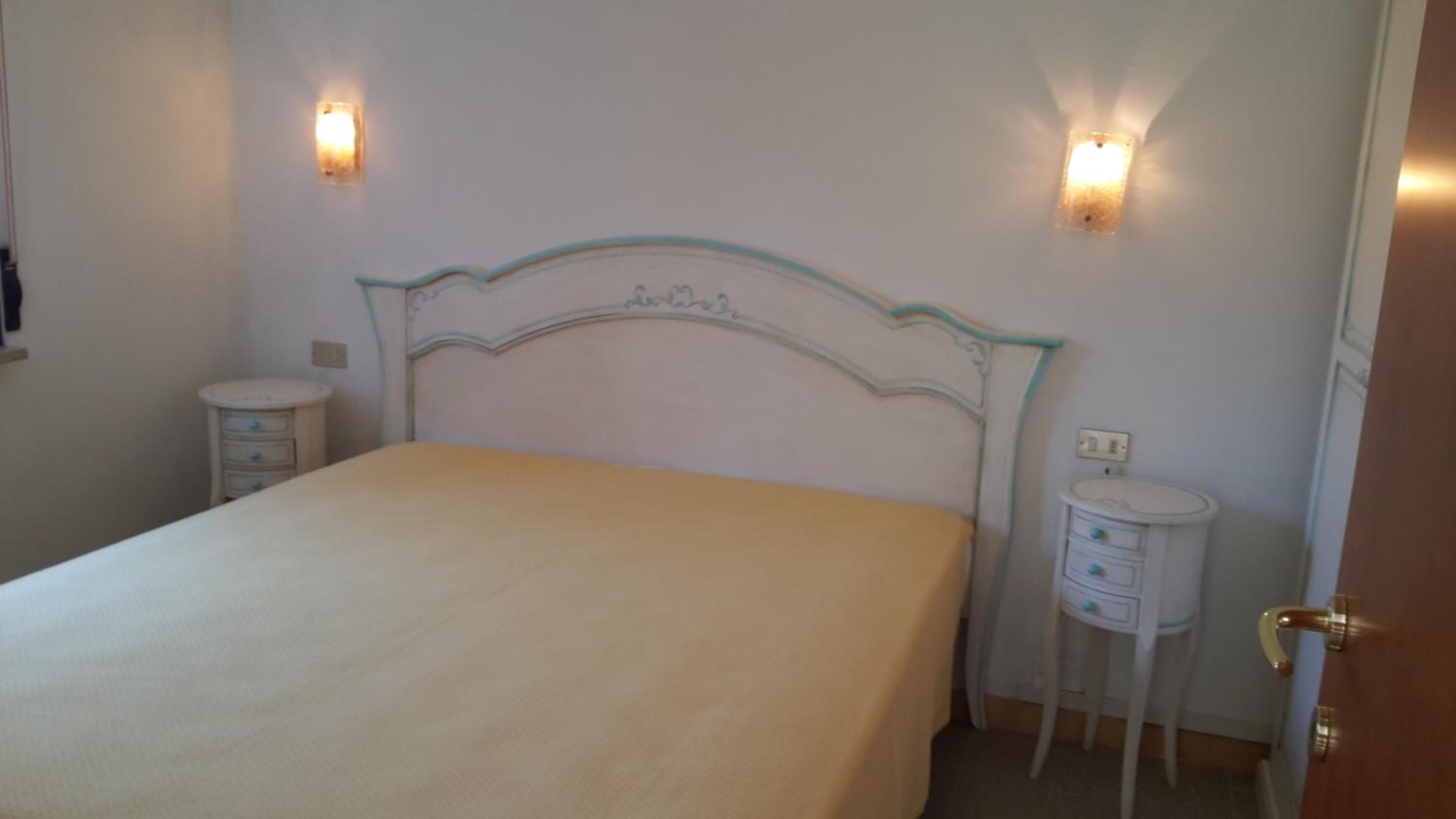 Two-Bedroom Apartment (4 Adults)