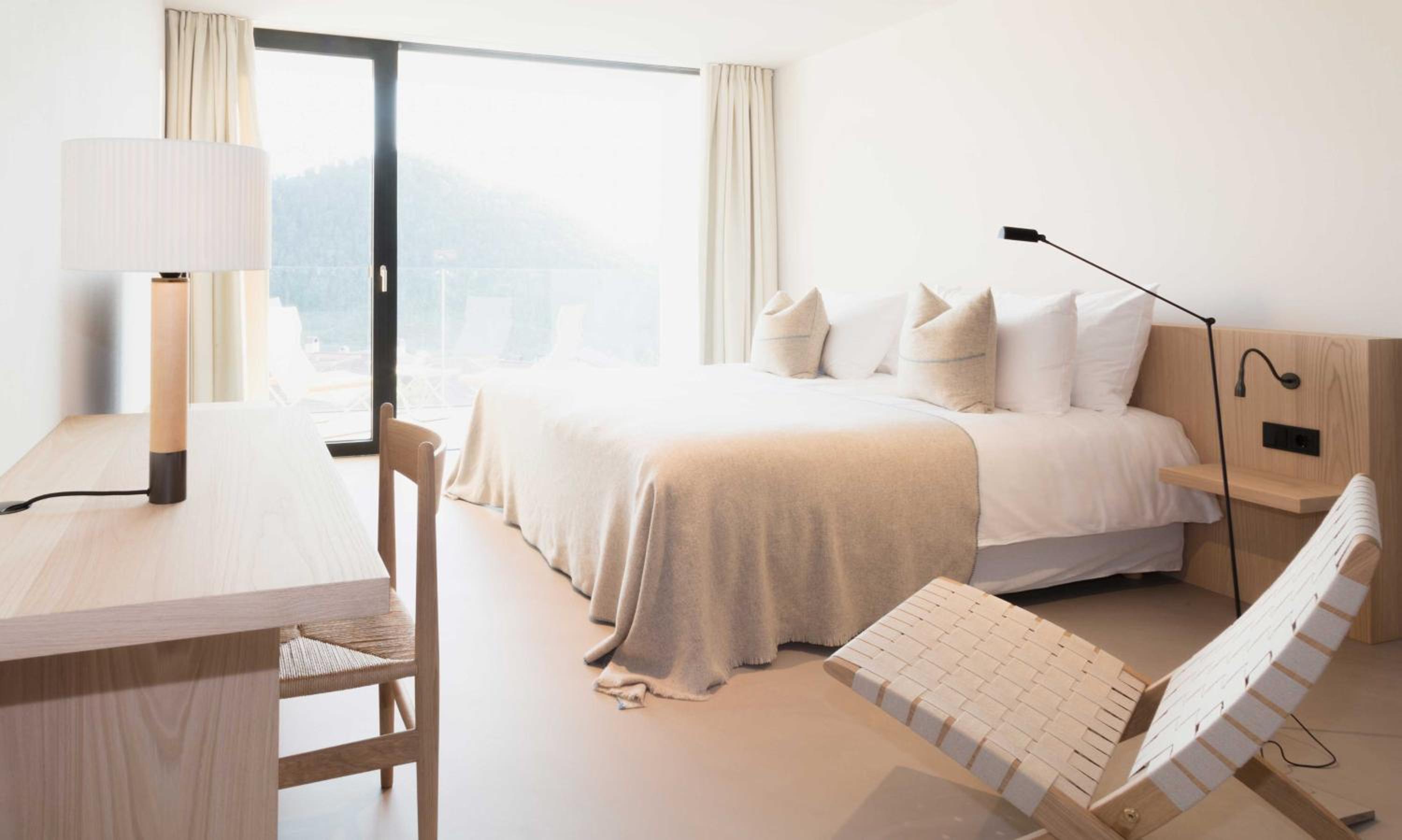 Classic Double Room - Photo 13