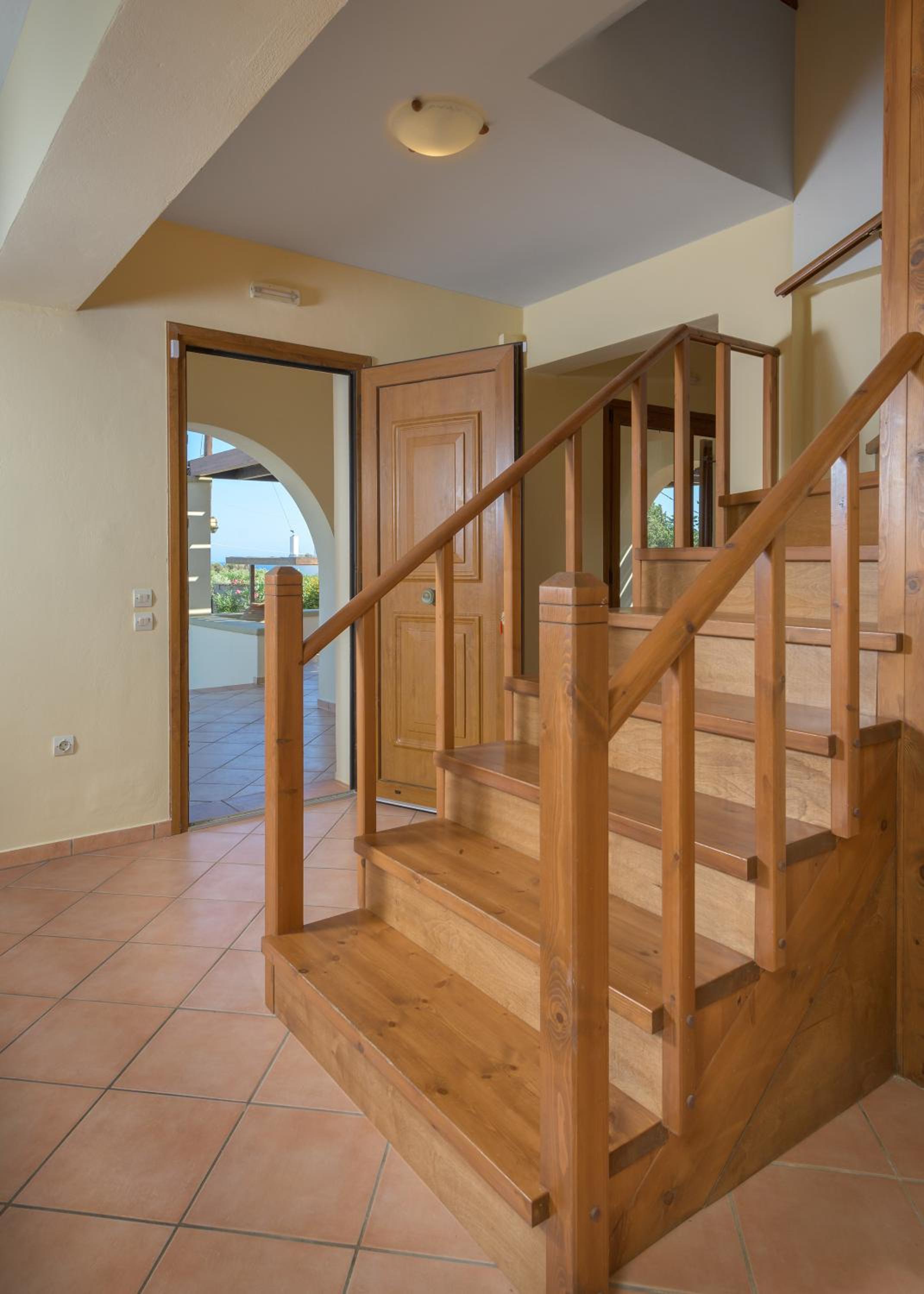 Four-Bedroom House photo 2