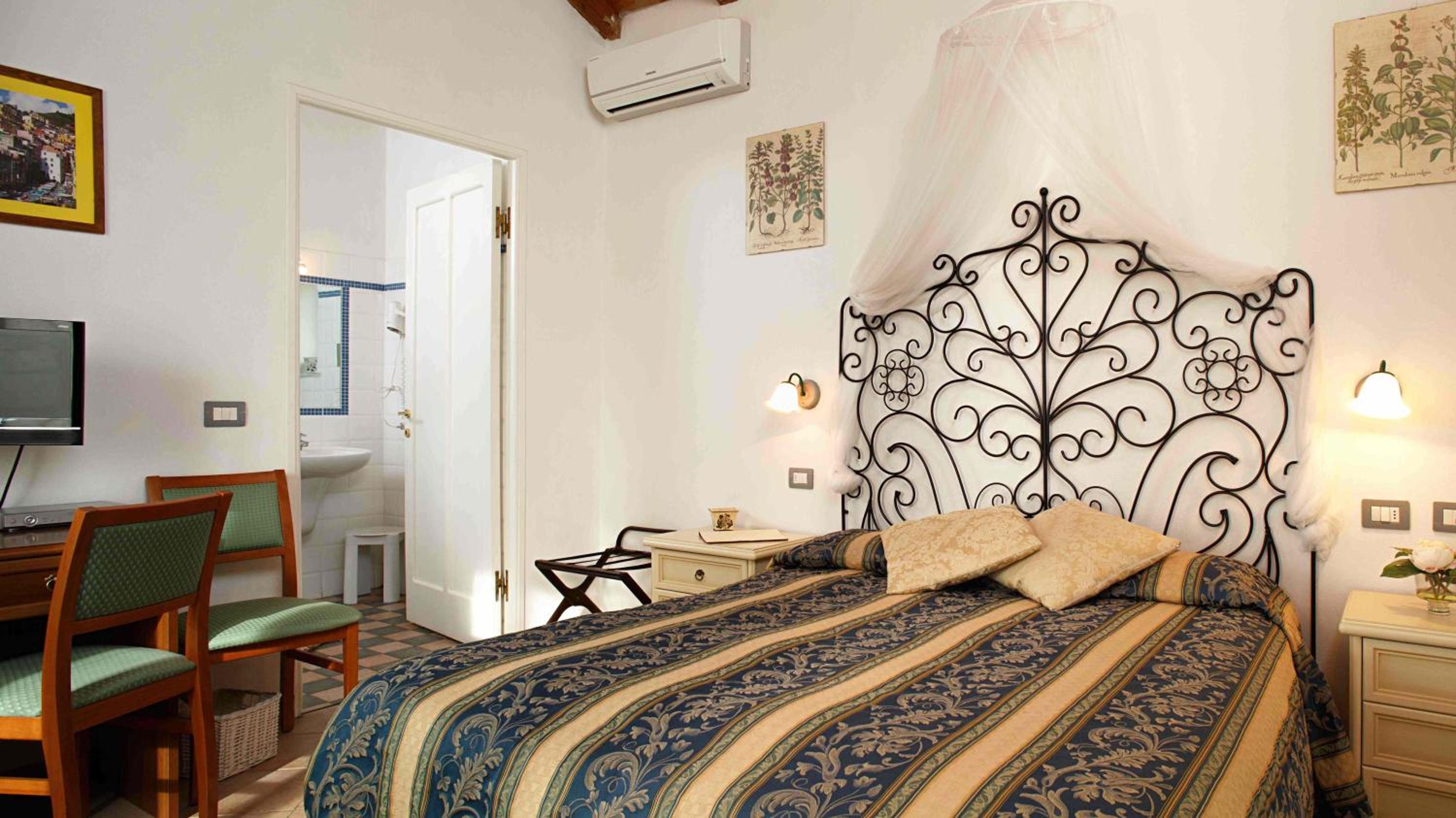 Double Room photo 3