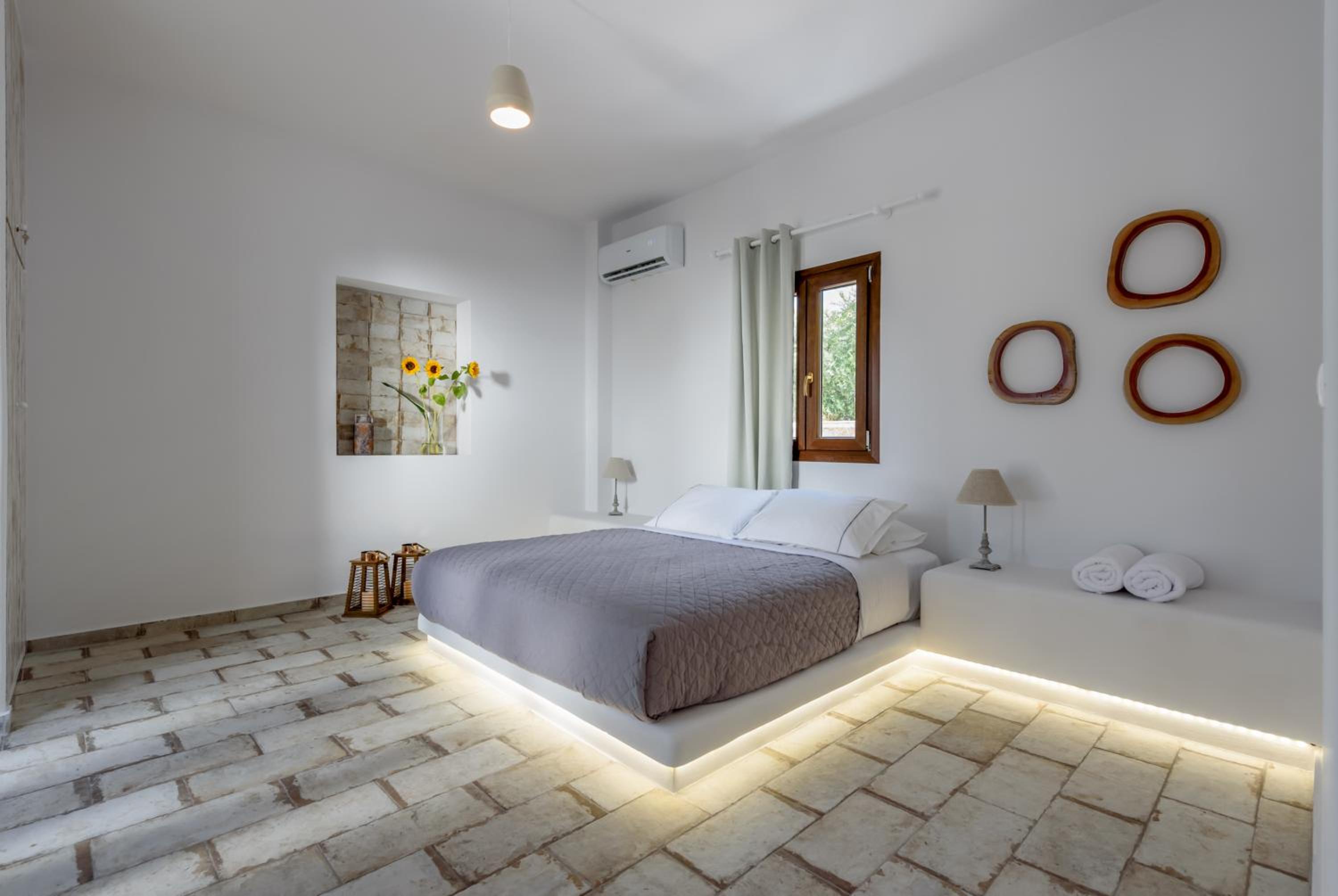 Luxury Quadruple Room - Photo 22