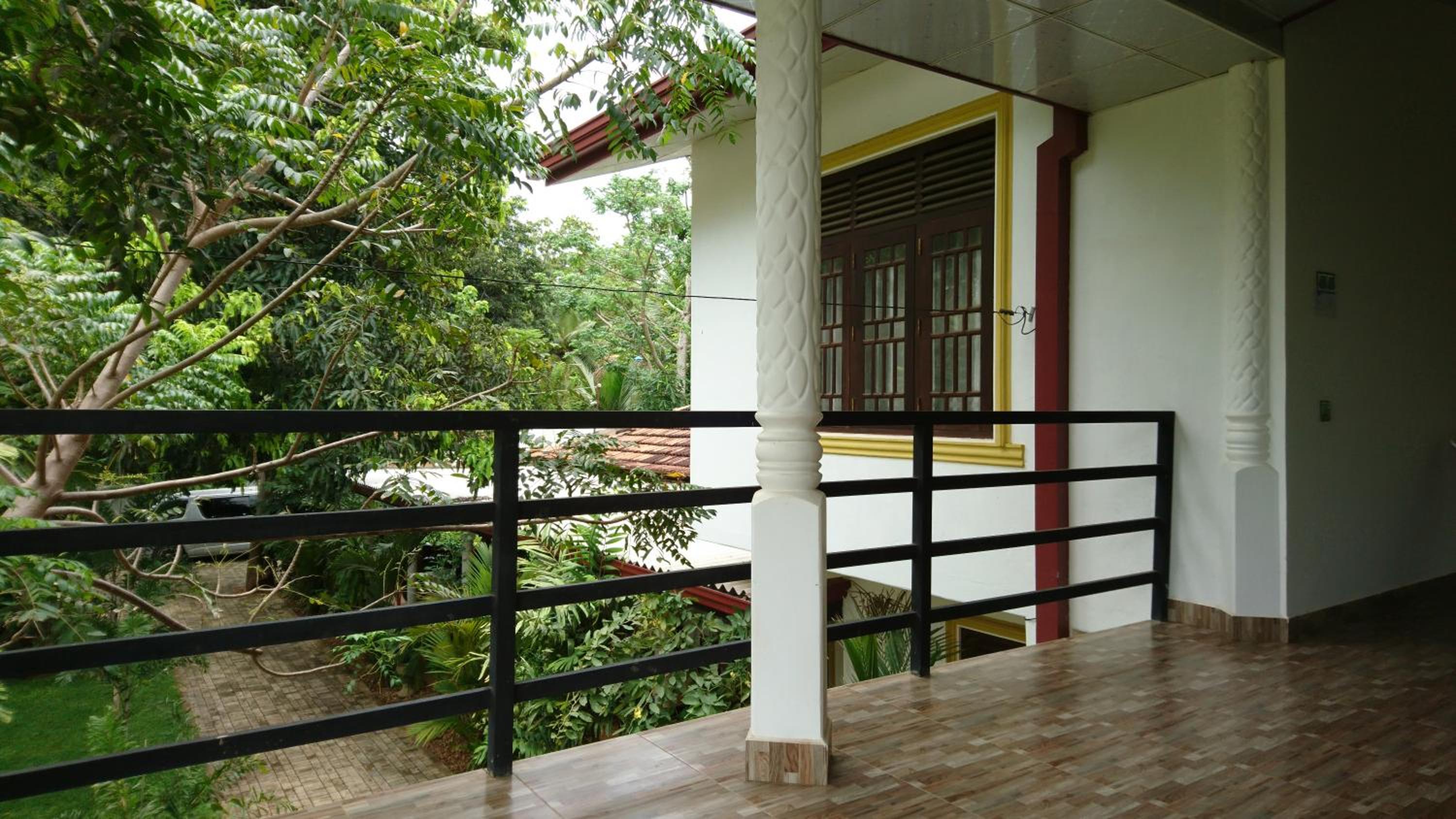 Twin Room with Balcony photo 3