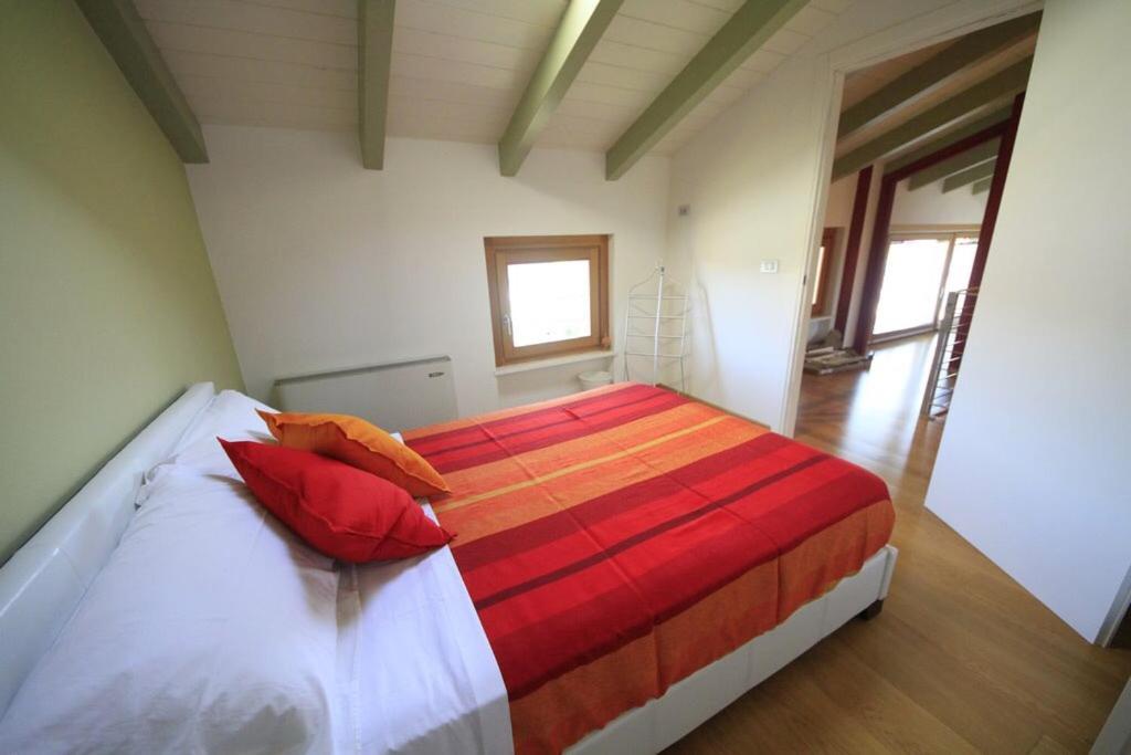 Small Double Room - Photo 4