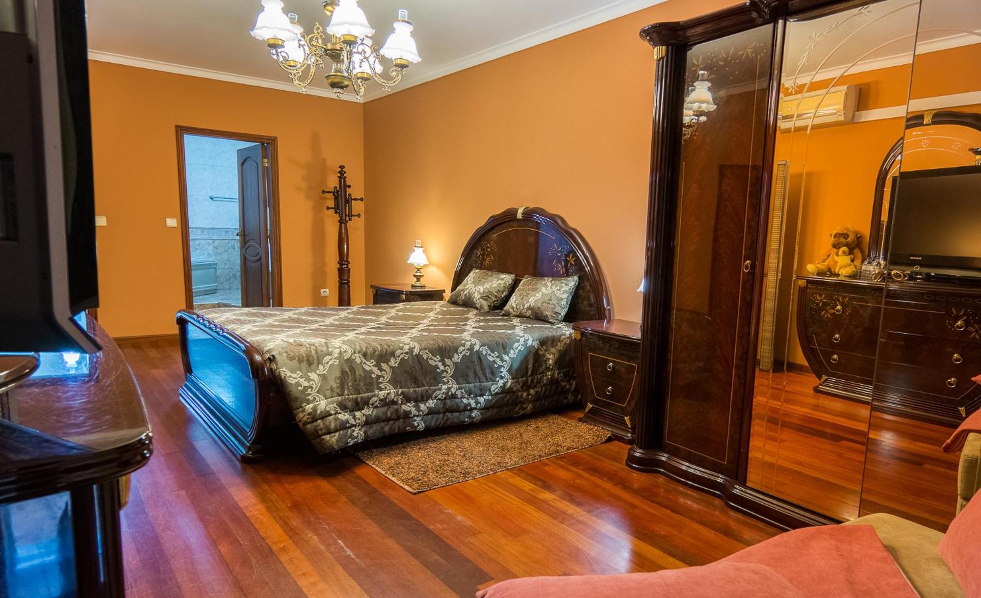 Quadruple Room with Private Bathroom photo 3