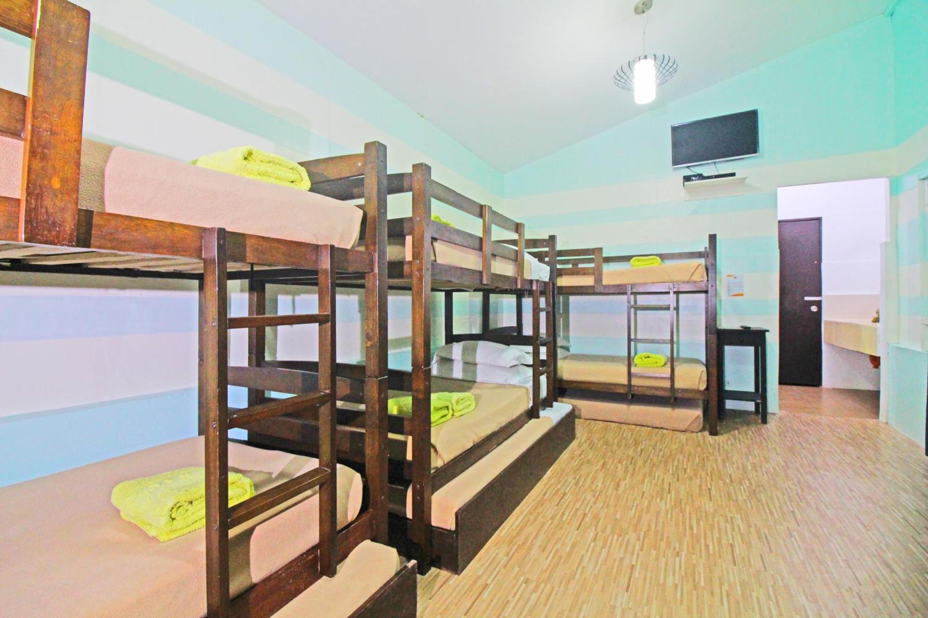 Cabana Room - Photo 3