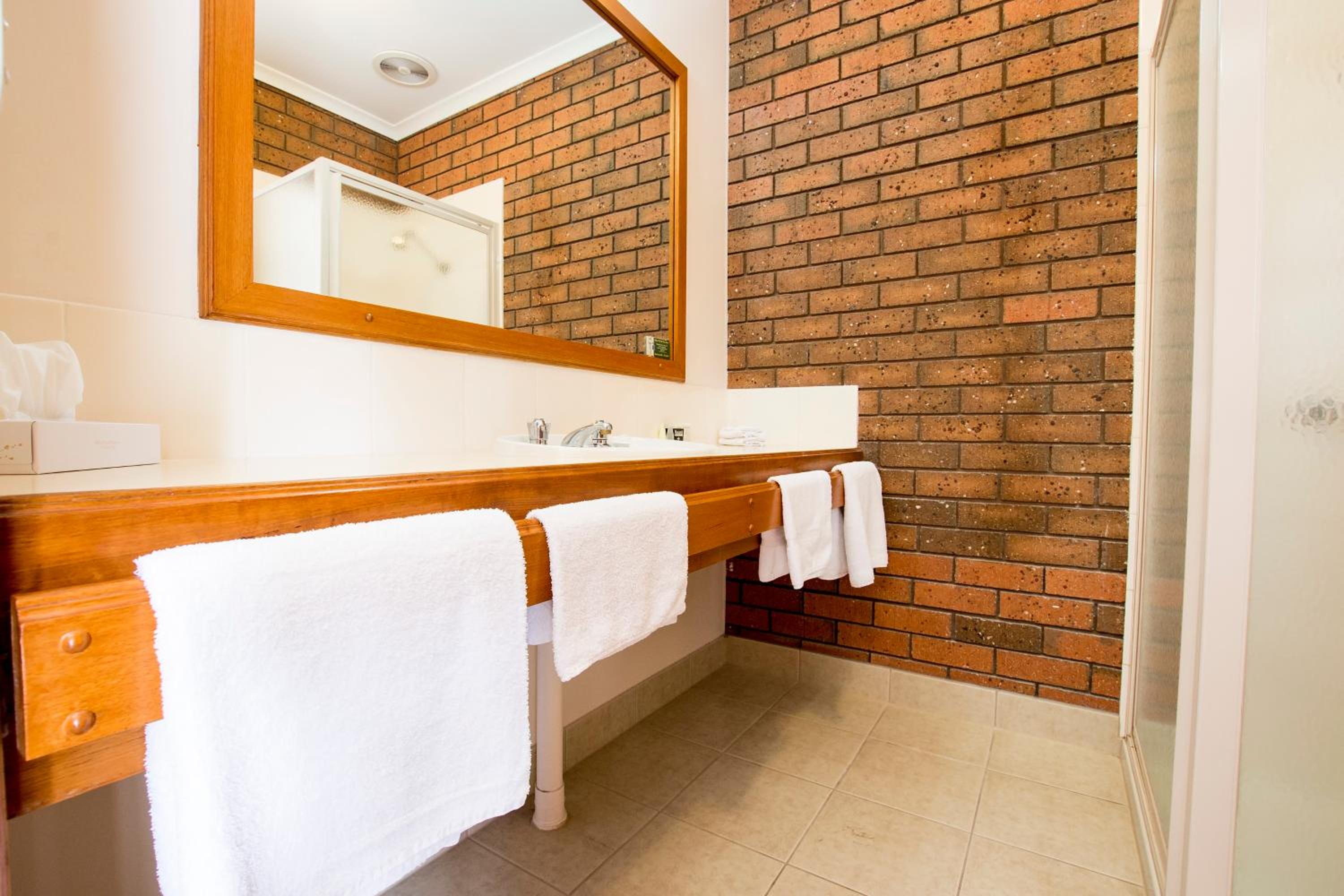 Standard Double Room photo 2