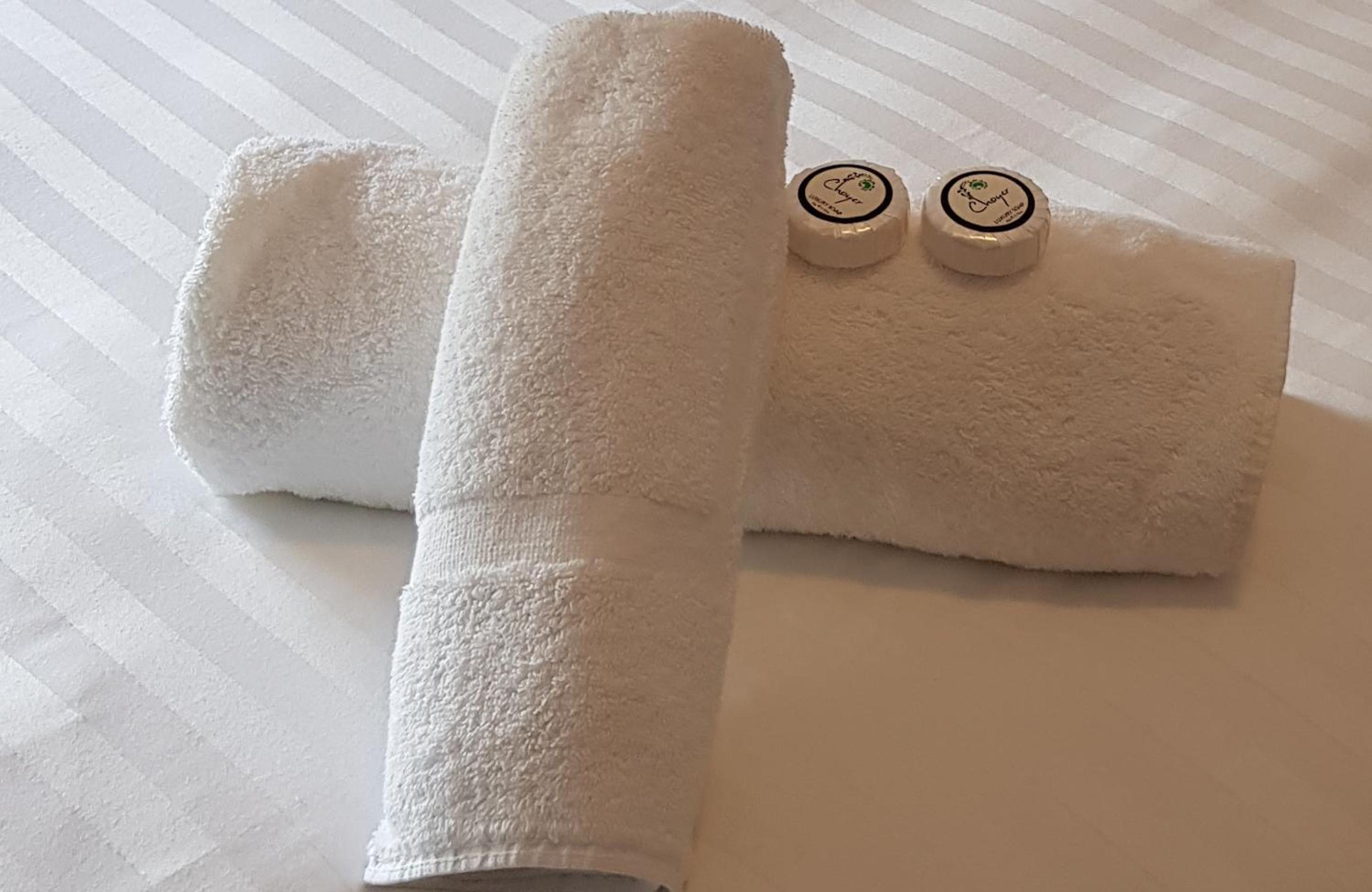 Twin Room with Shared Bathroom photo 2