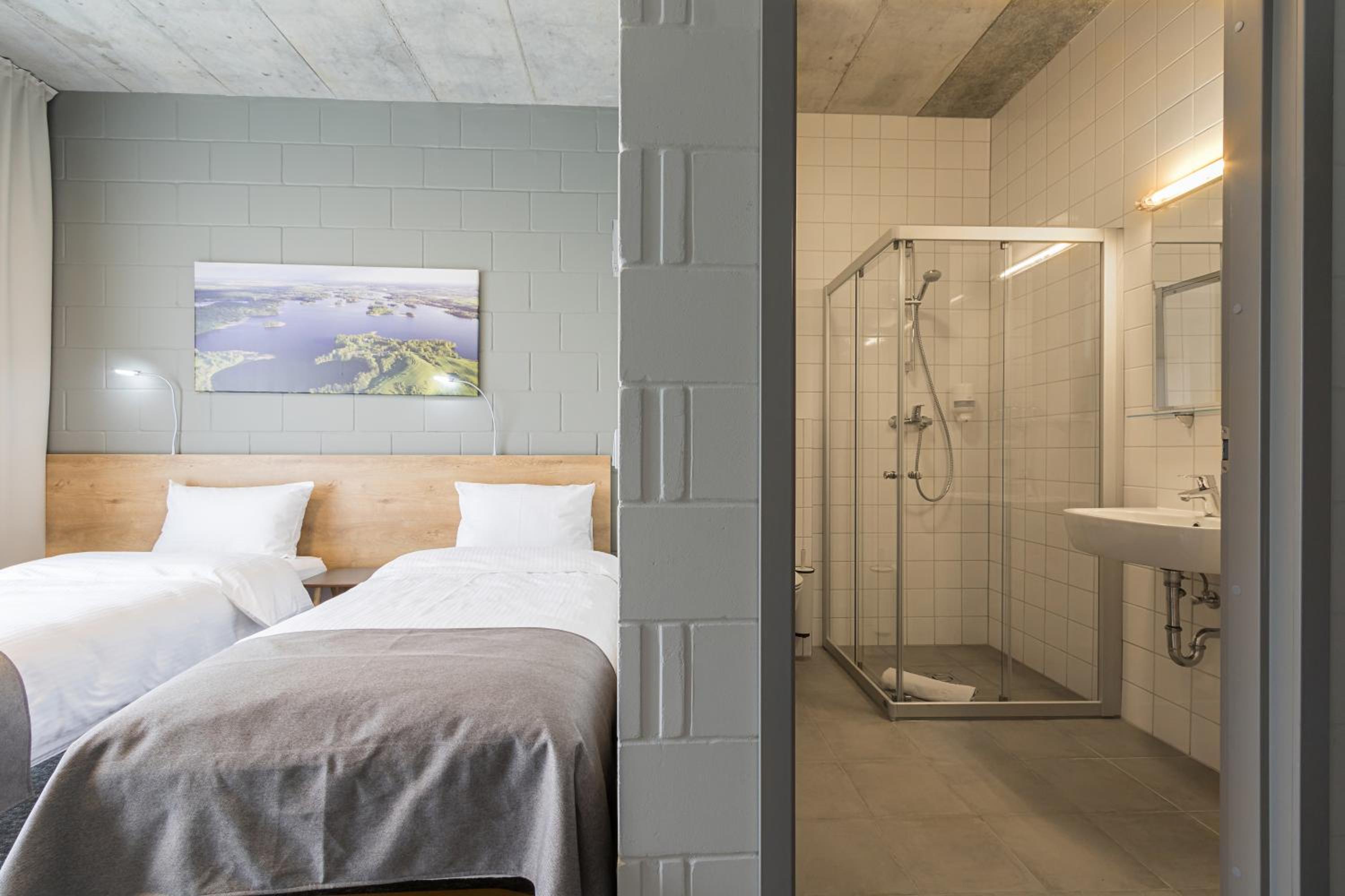 Twin Room - Photo 6