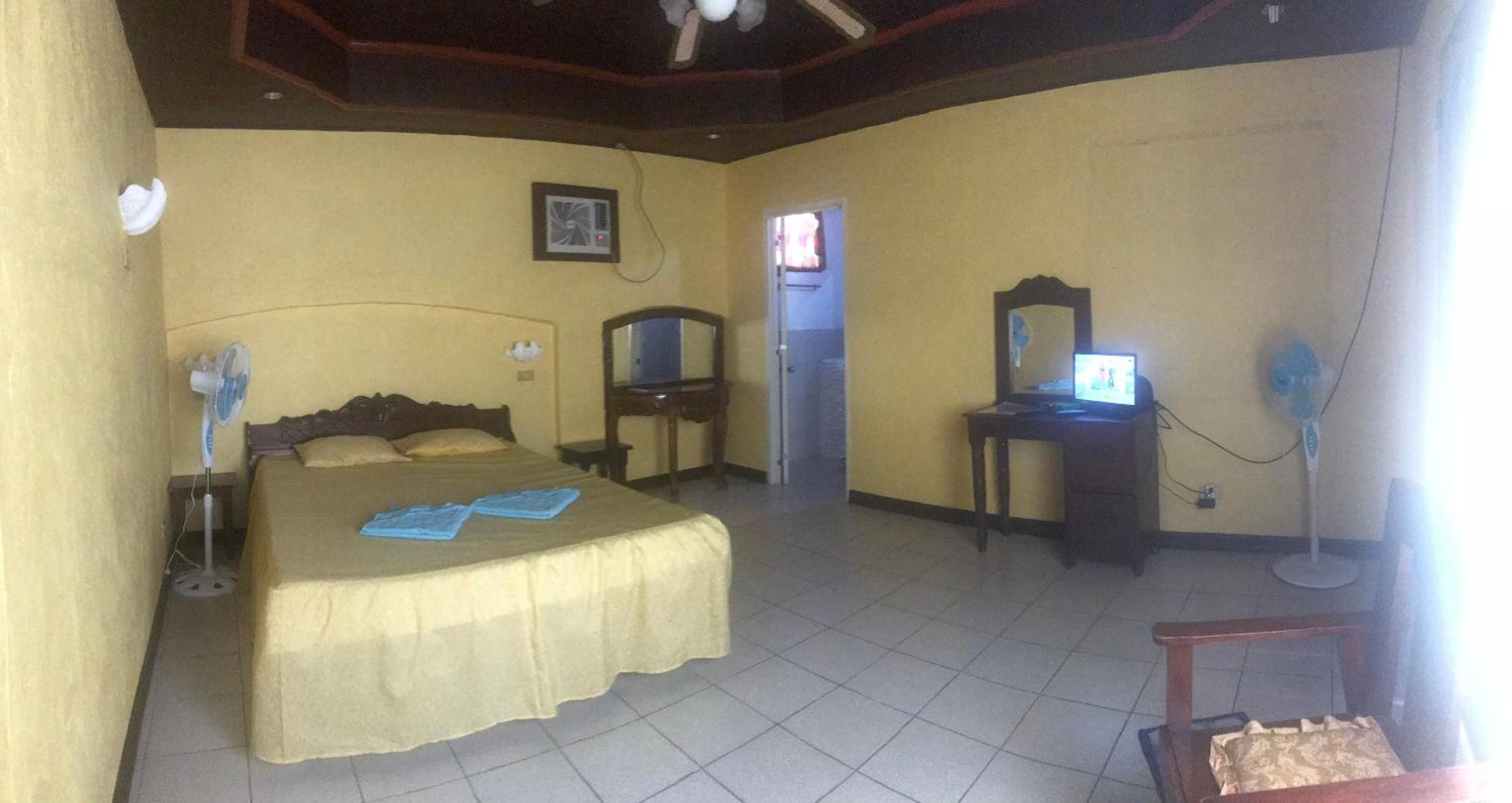 Deluxe Double Room photo 3