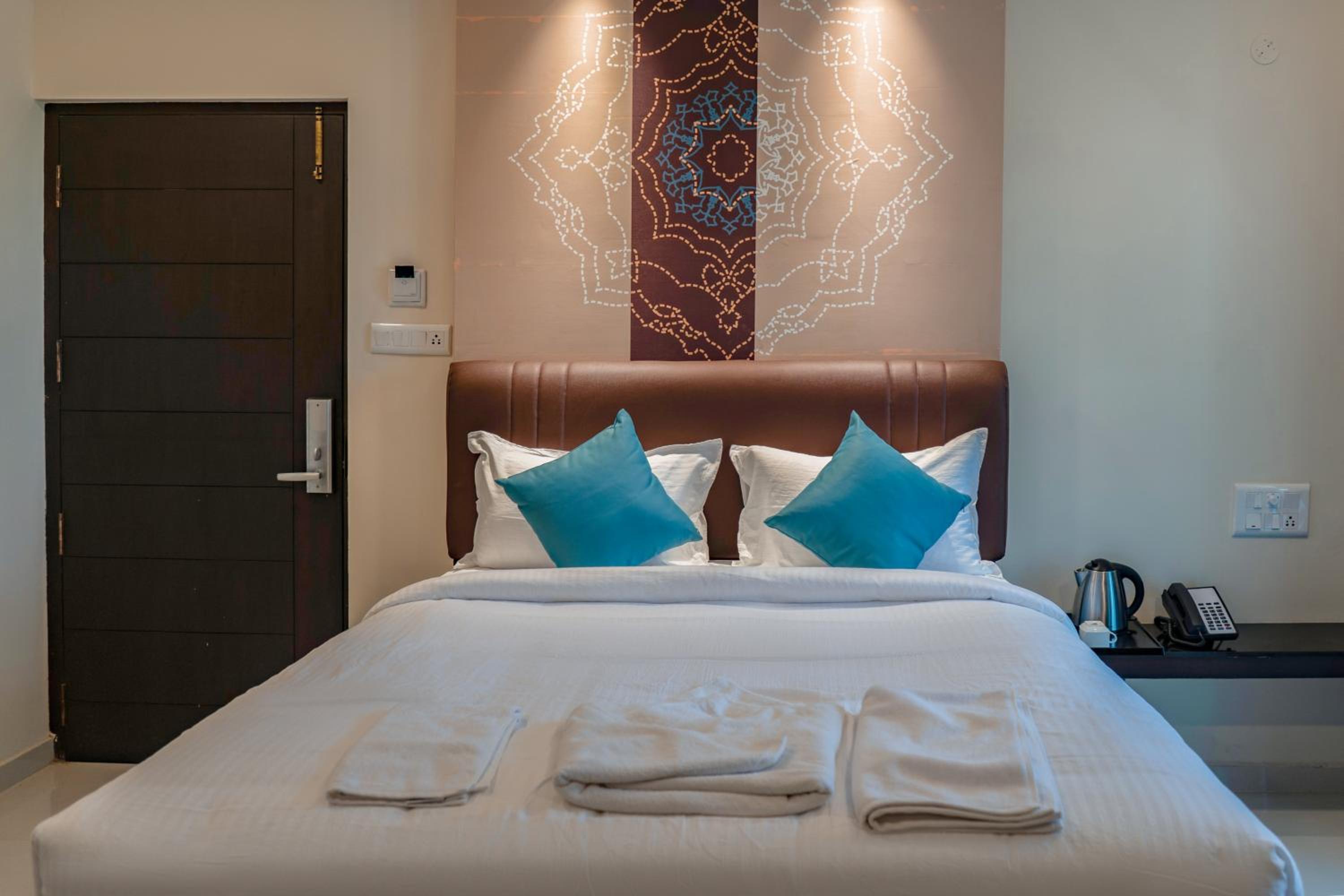 Economy Double Room - Photo 3