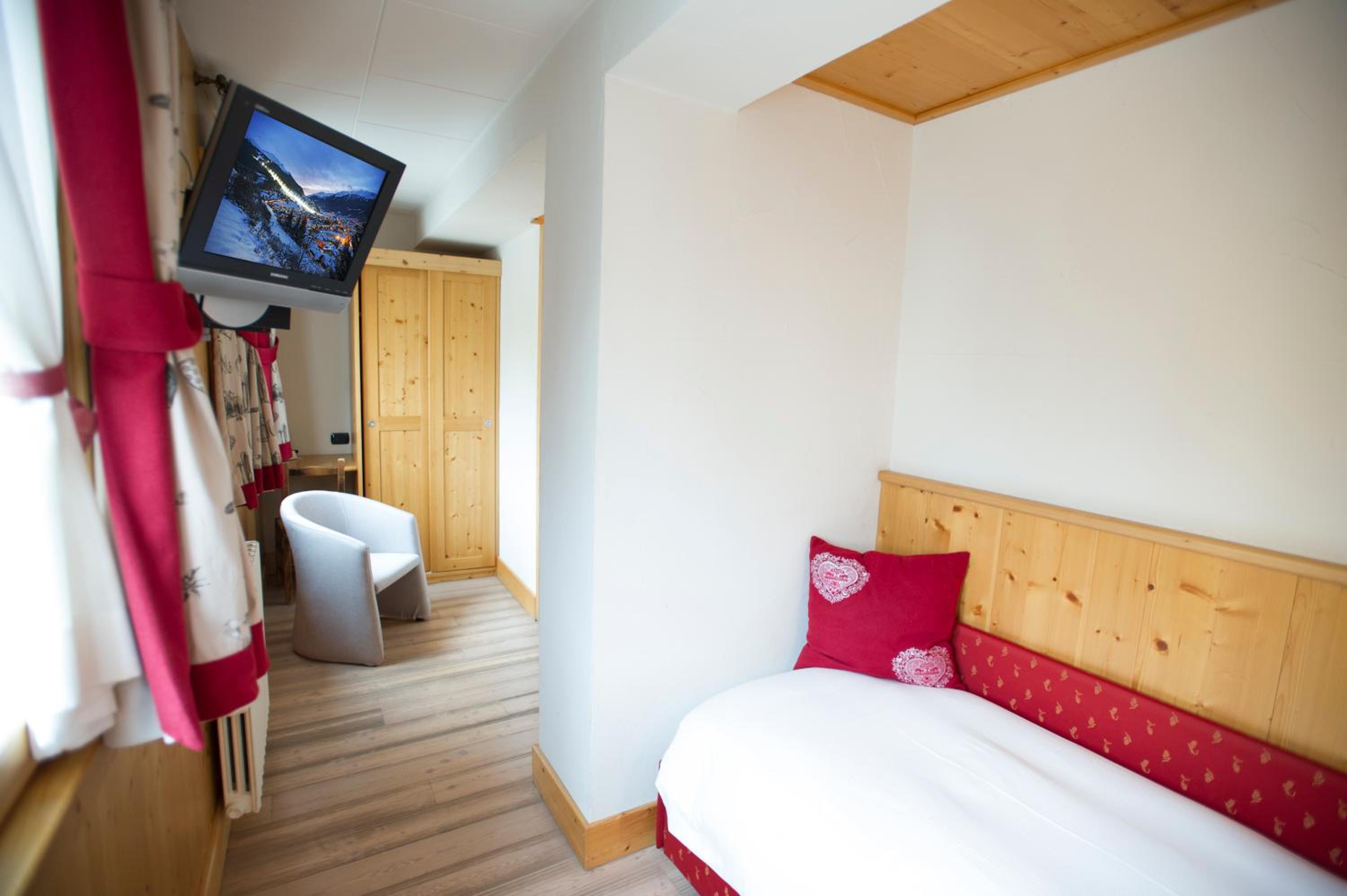 Single Room photo 3