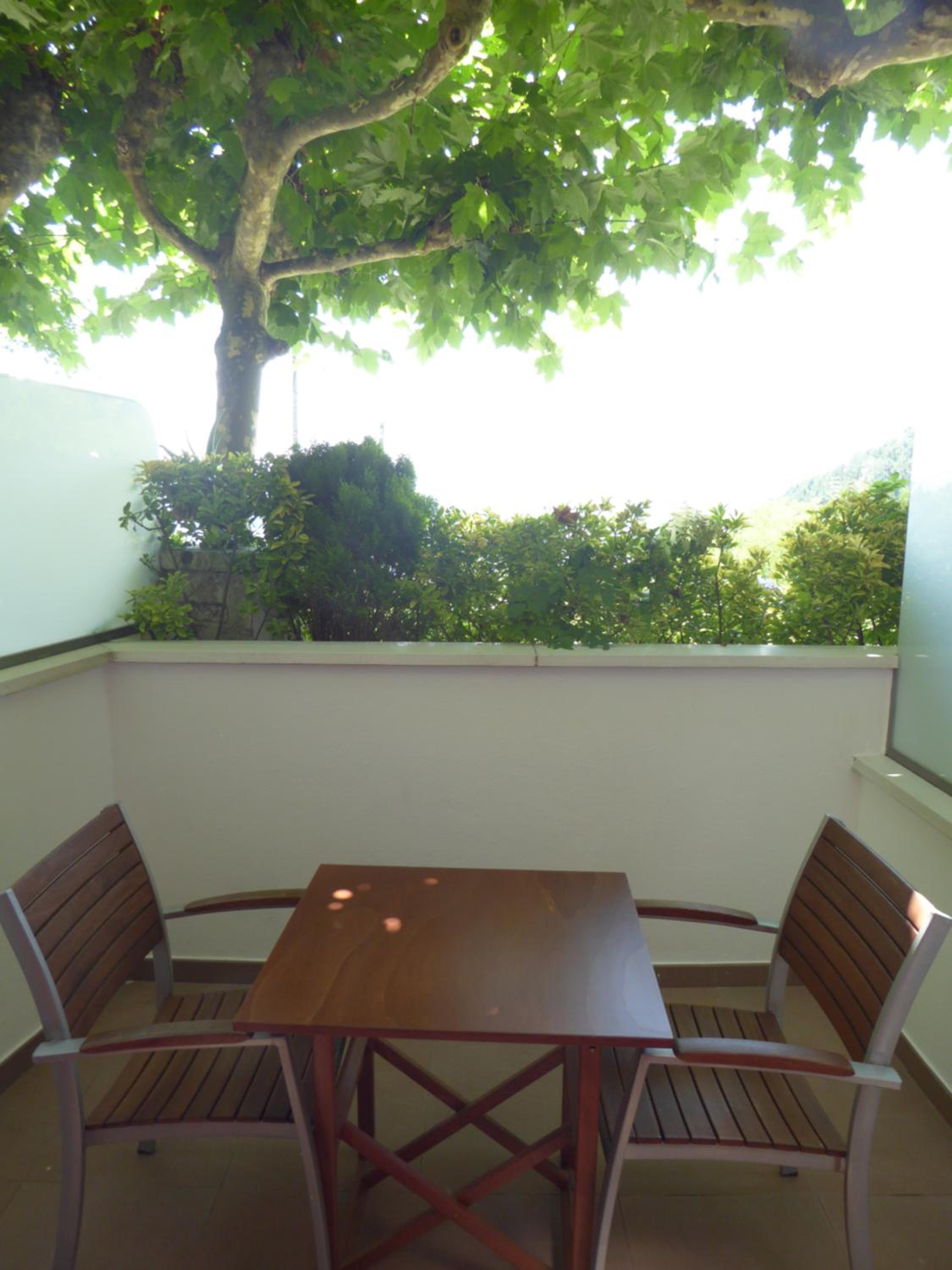 Double or Twin Room with Private Bathroom - Photo 8