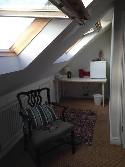 Deluxe Double Room with Bath - Photo 2