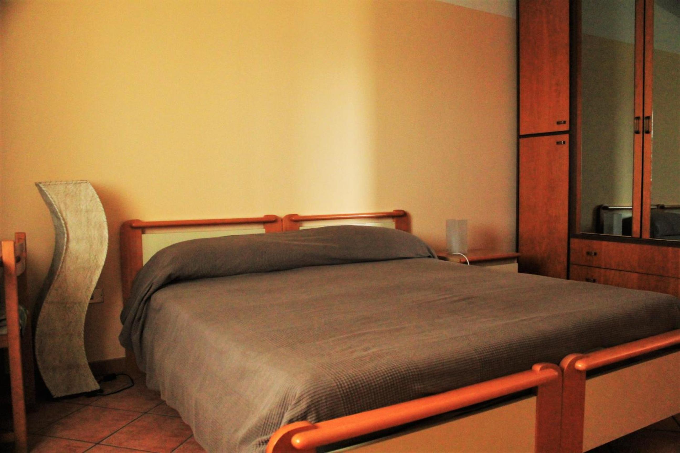 Large Double Room photo 2