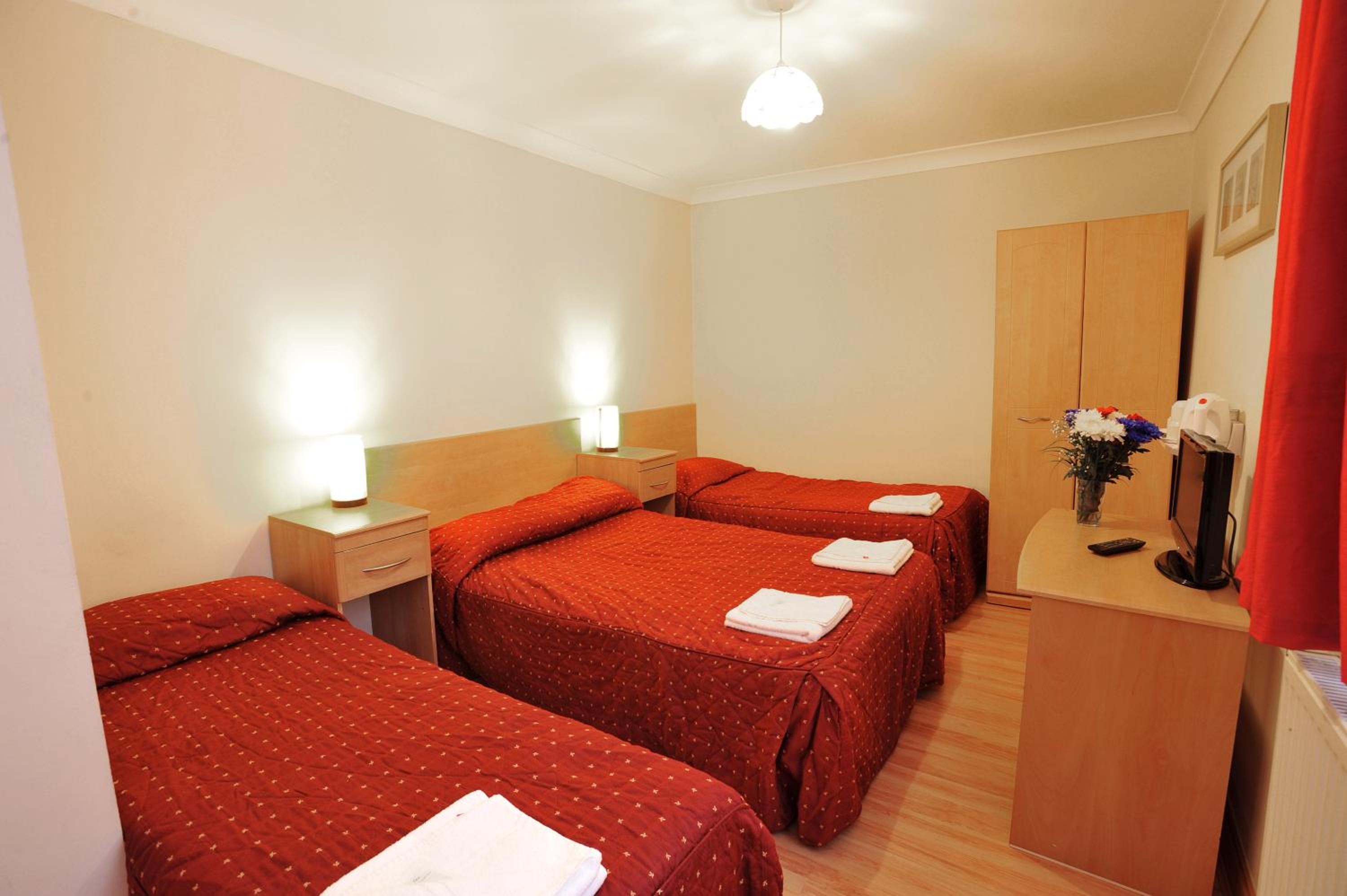 Quadruple Room photo 2