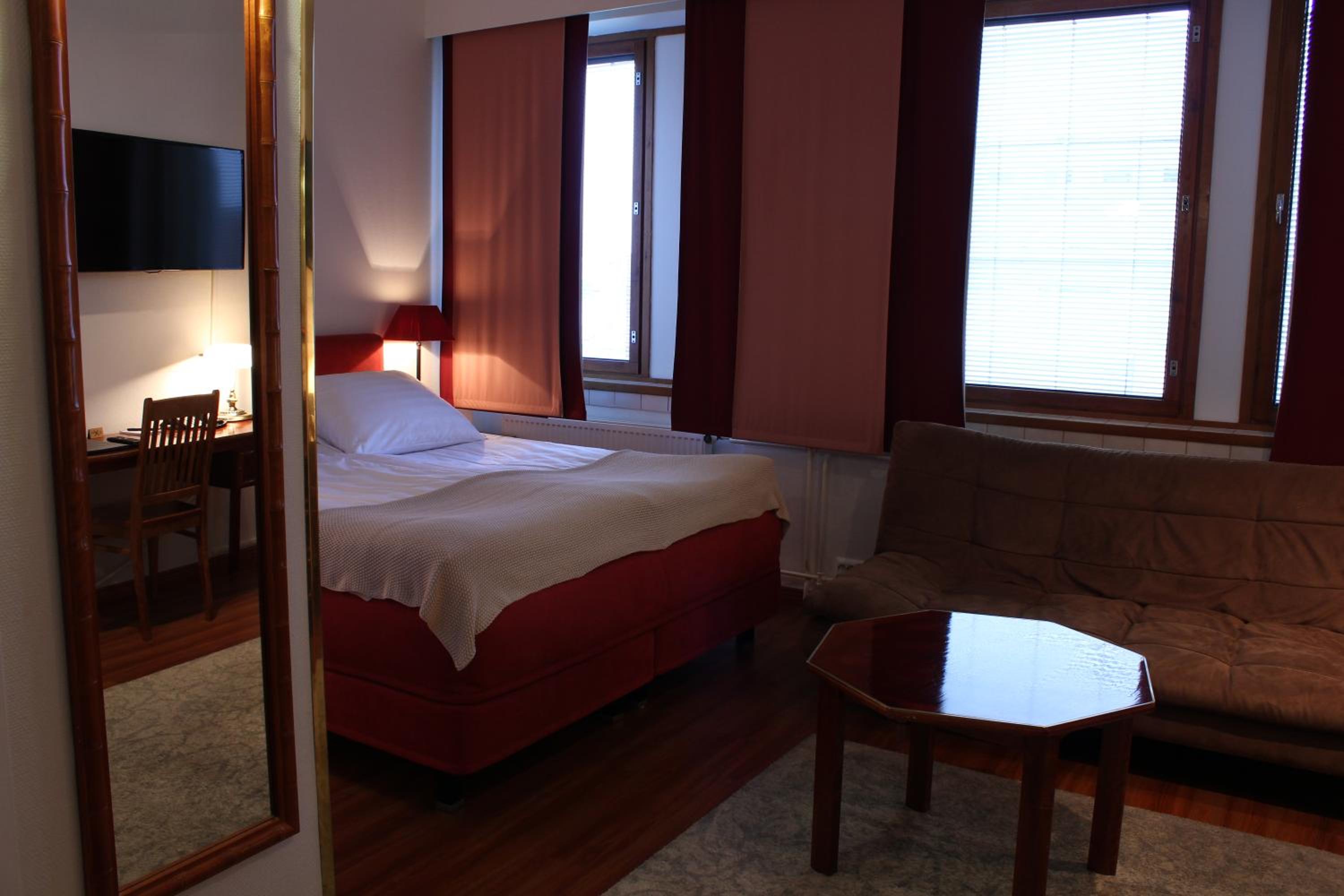 King Room with Sauna - Photo 32