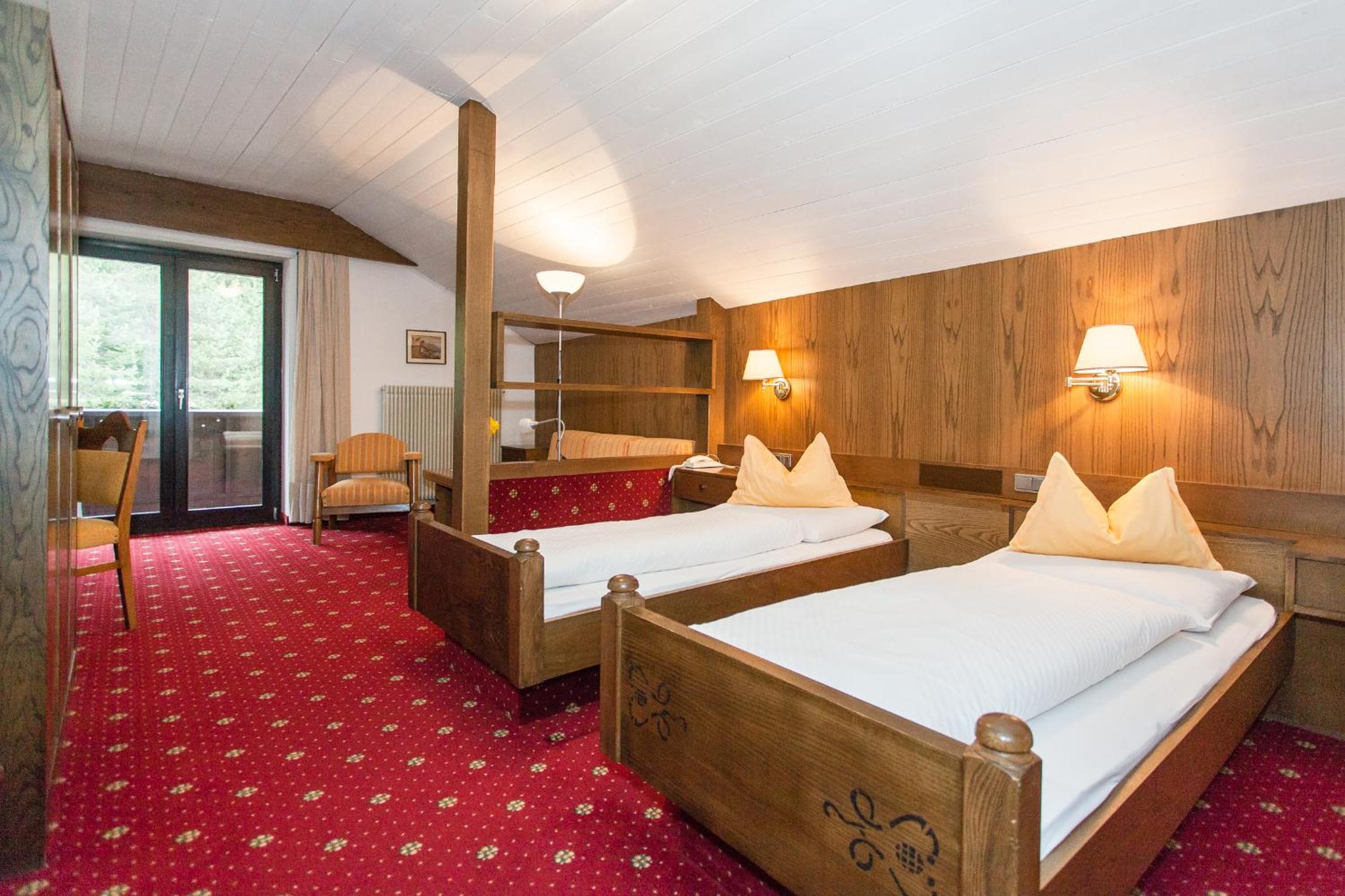 Economy Double or Twin Room photo 2