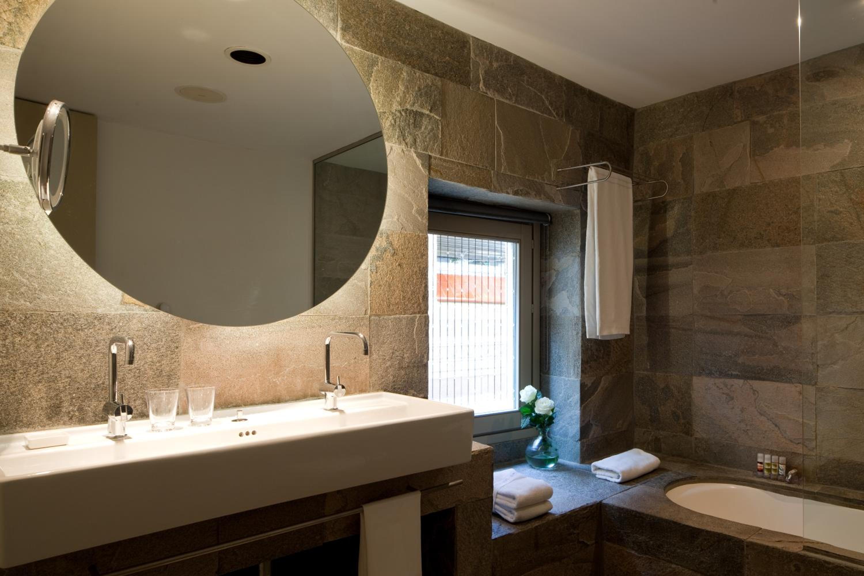 Deluxe Room with Terrace photo 2