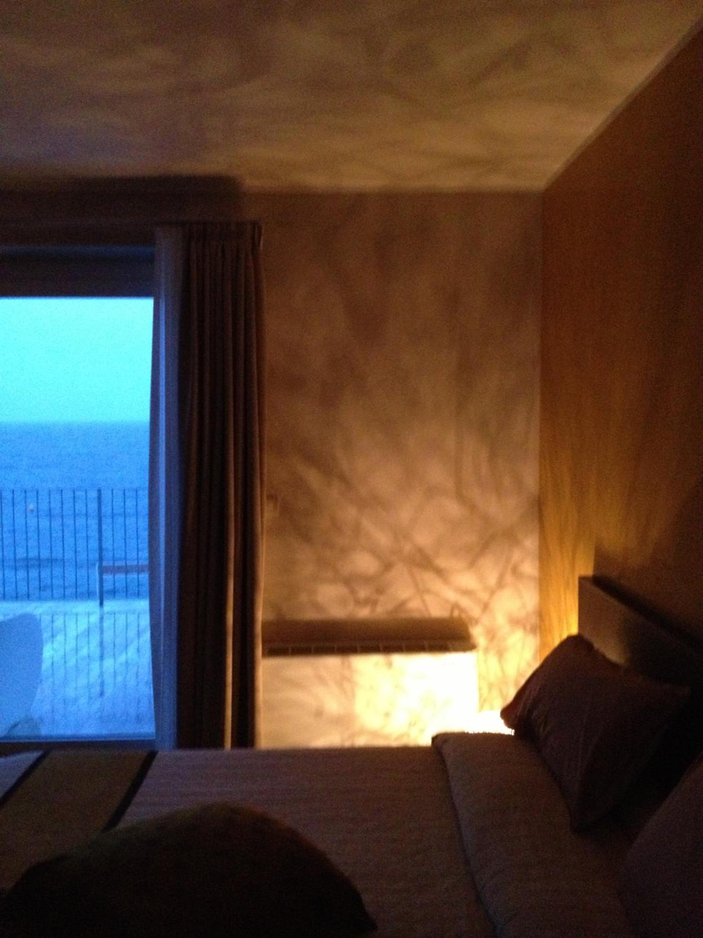 Doppel- oder Zweibettzimmer mit Terrasse und Seeblick