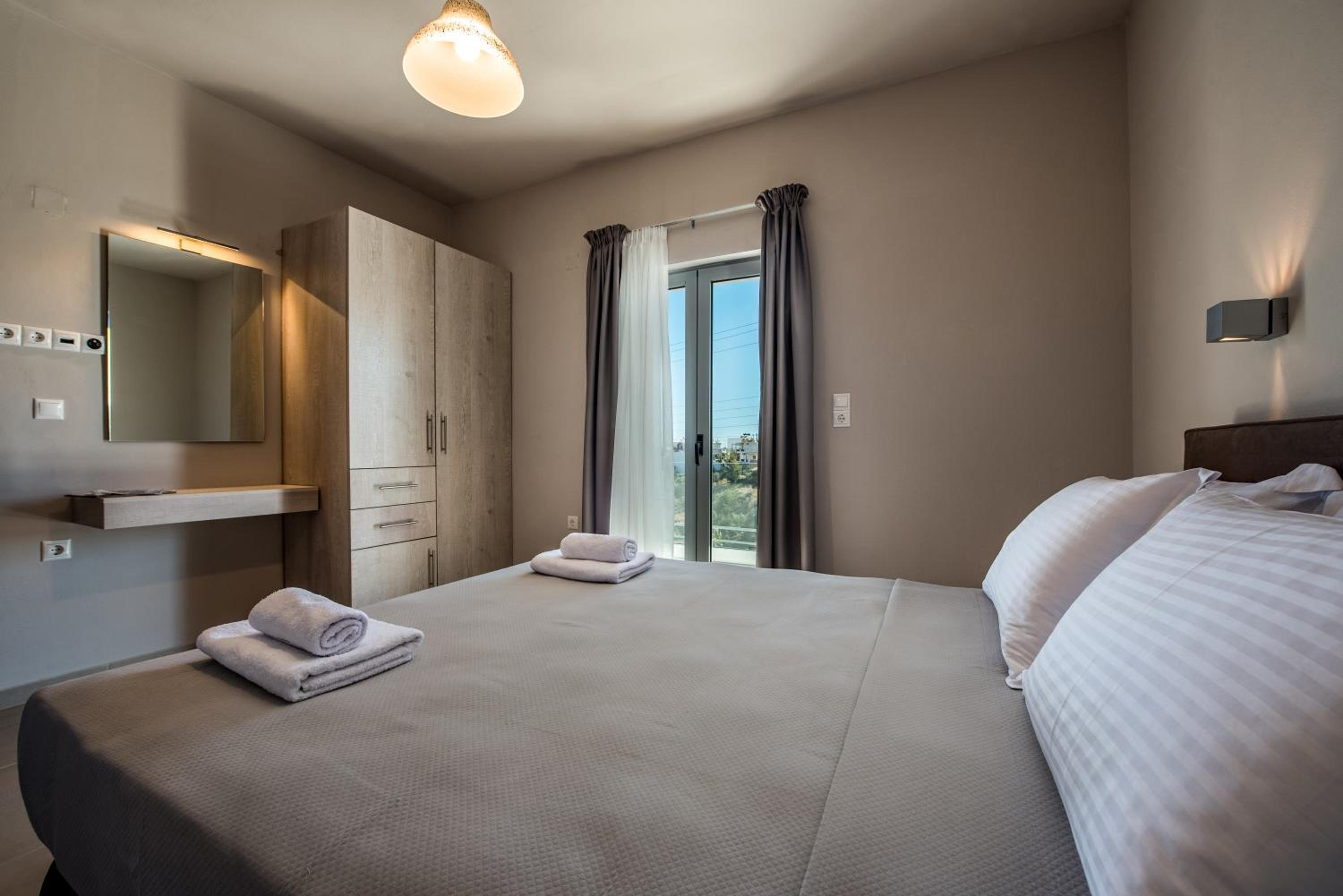 Maisonette photo 1