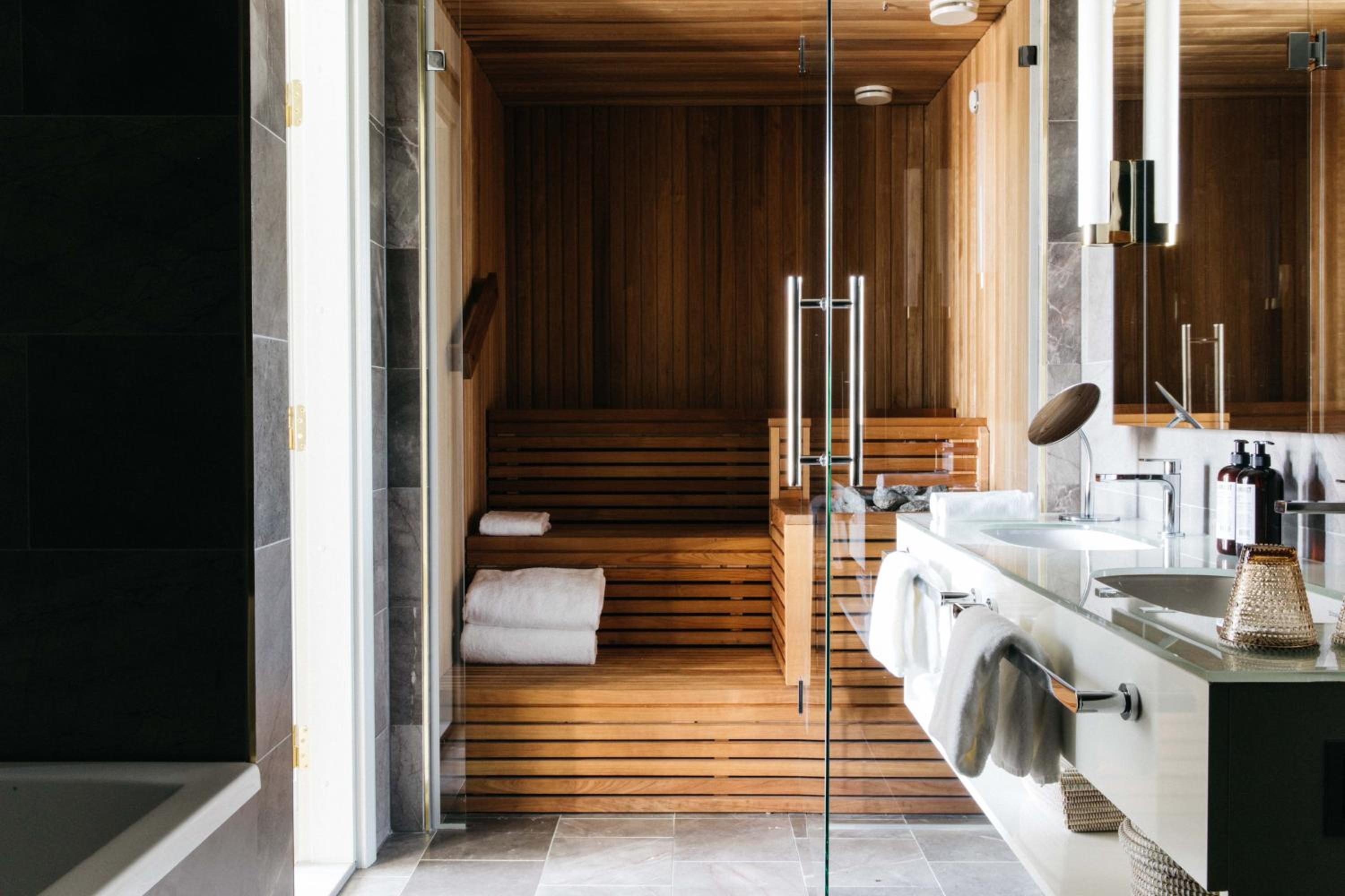 St. George Suite (spa included)