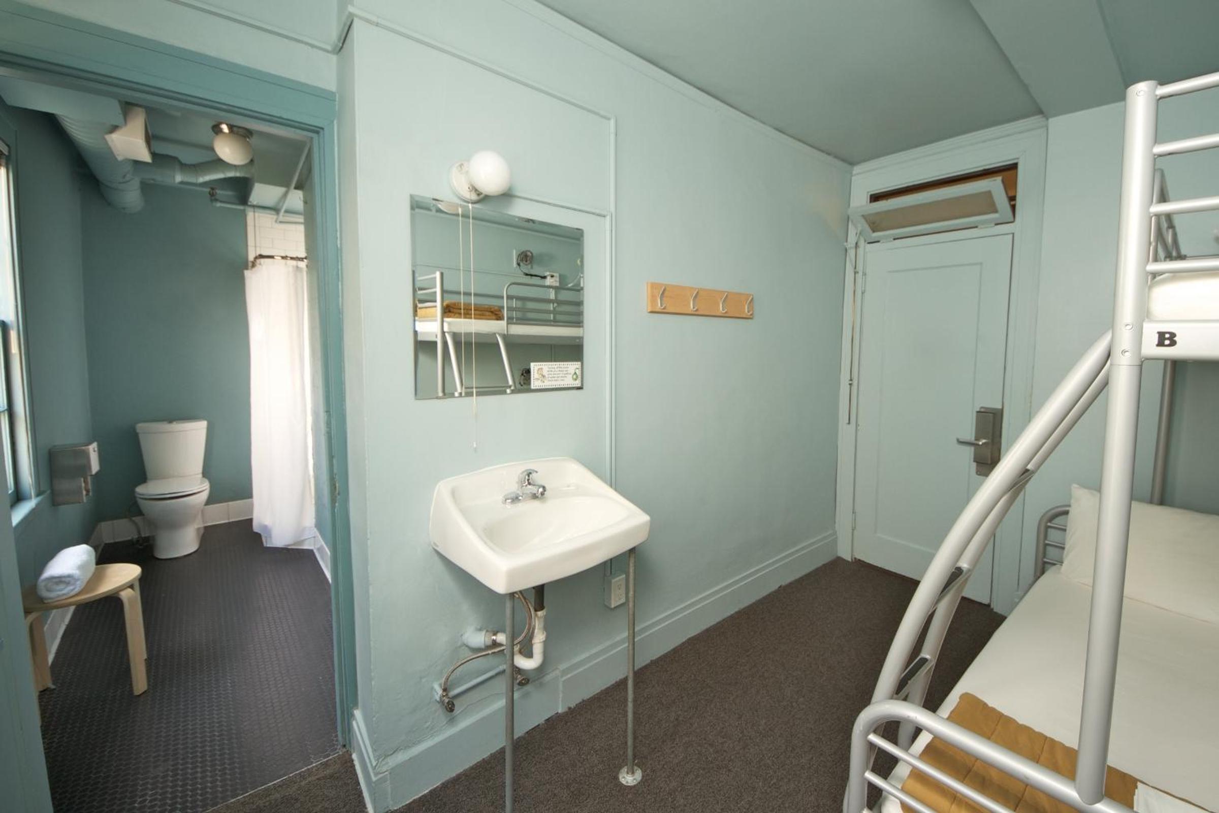 Private Room with Private Bathroom photo 1