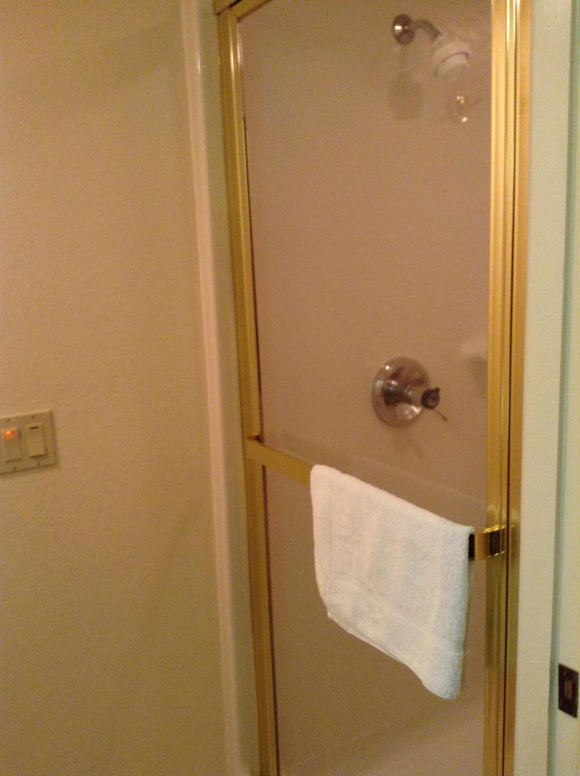 Deluxe Double Room with Two Double Beds - Non-Smoking - Photo 3