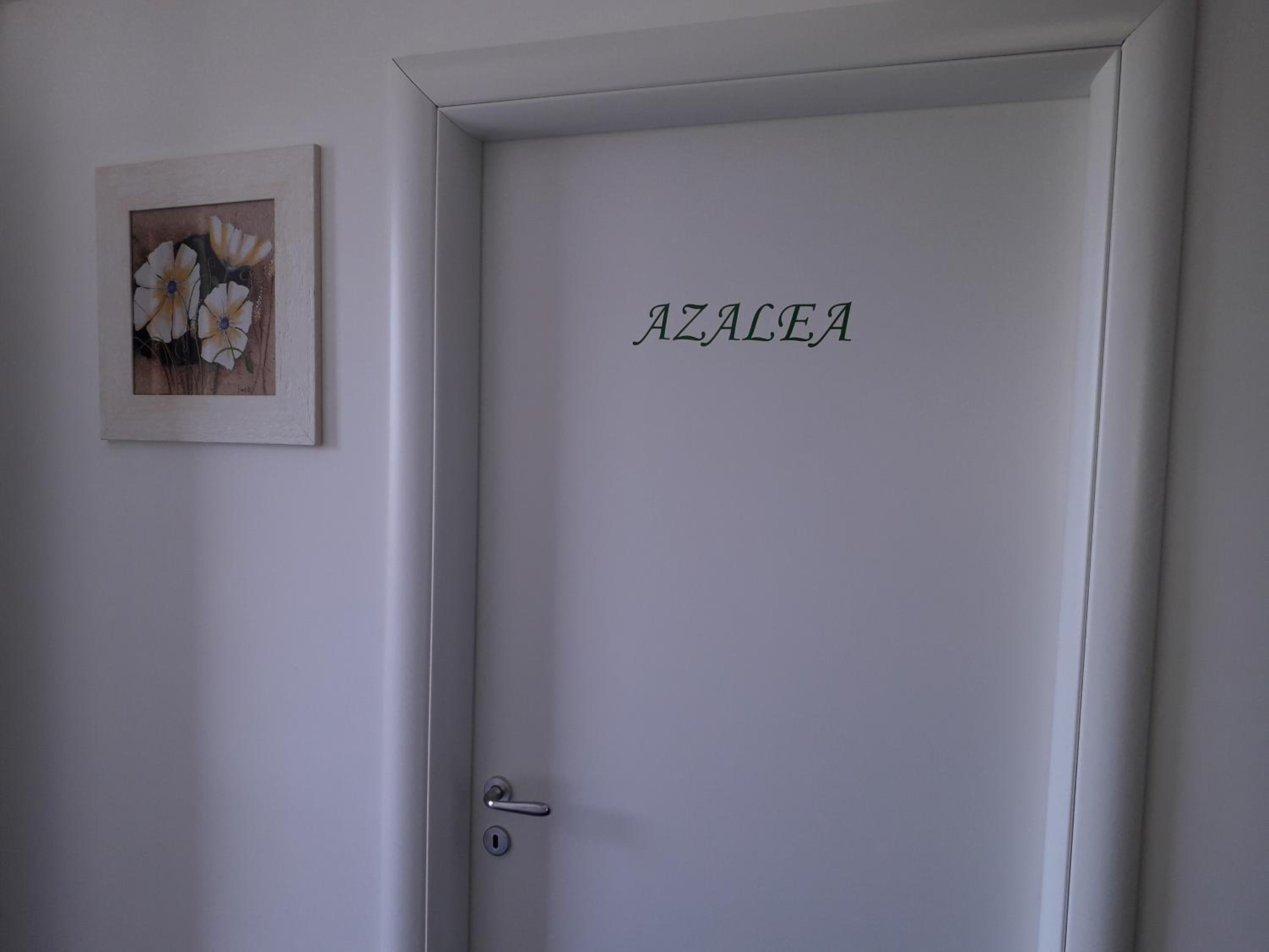 Small Double Room - Photo 2